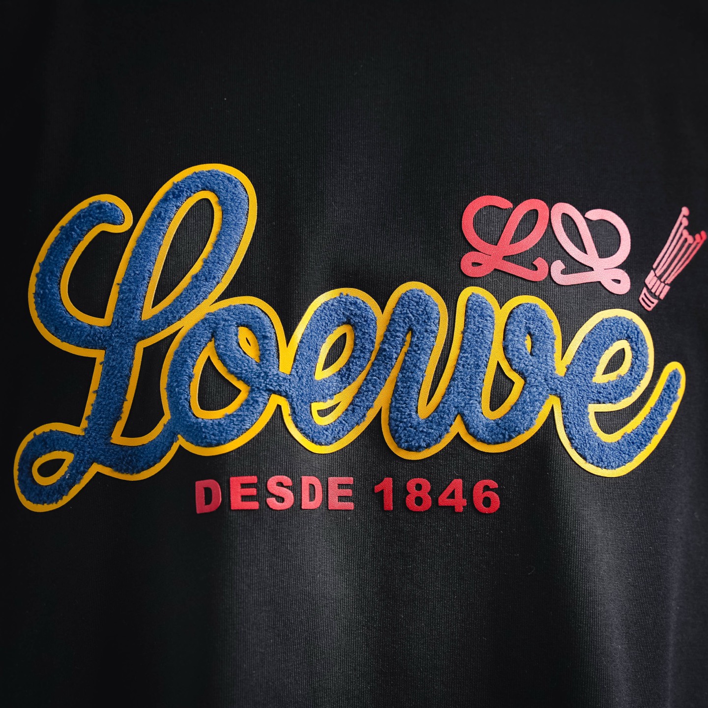 Loe patch letter t-shirt