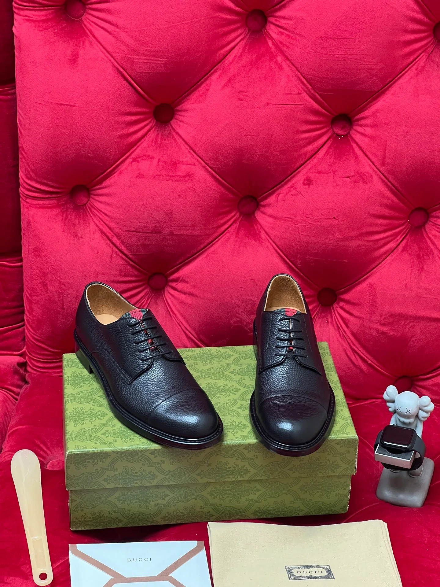 Guc leather shoes