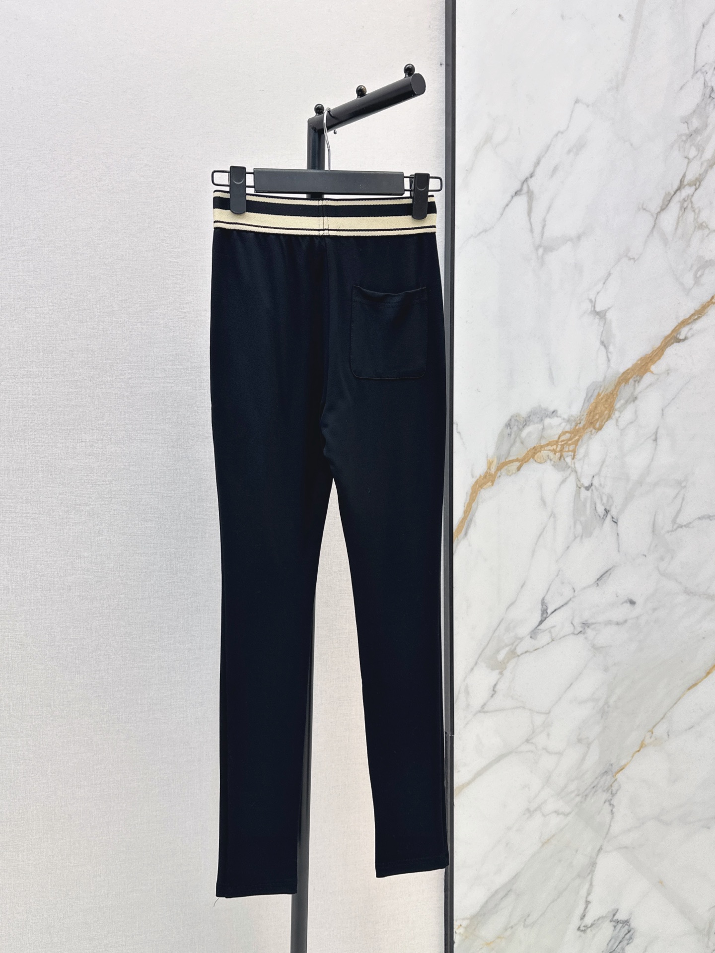 Pra 26fw legging