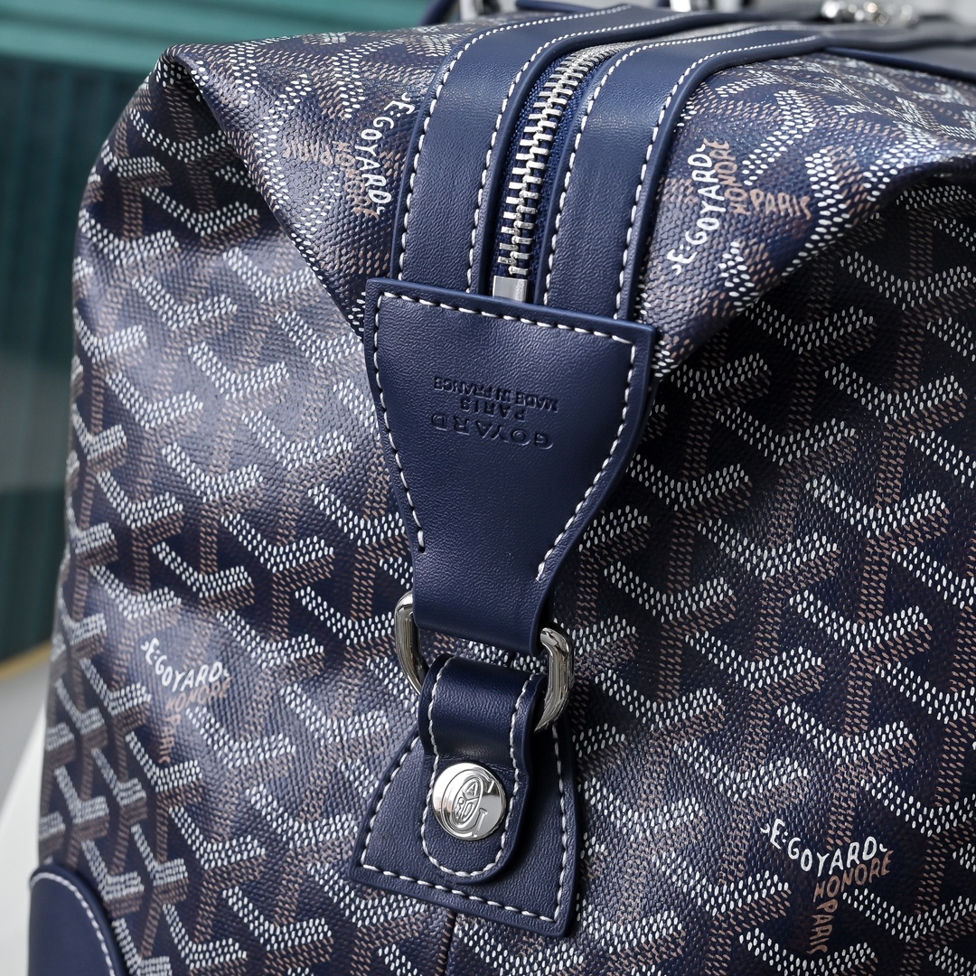 Goya travel bag