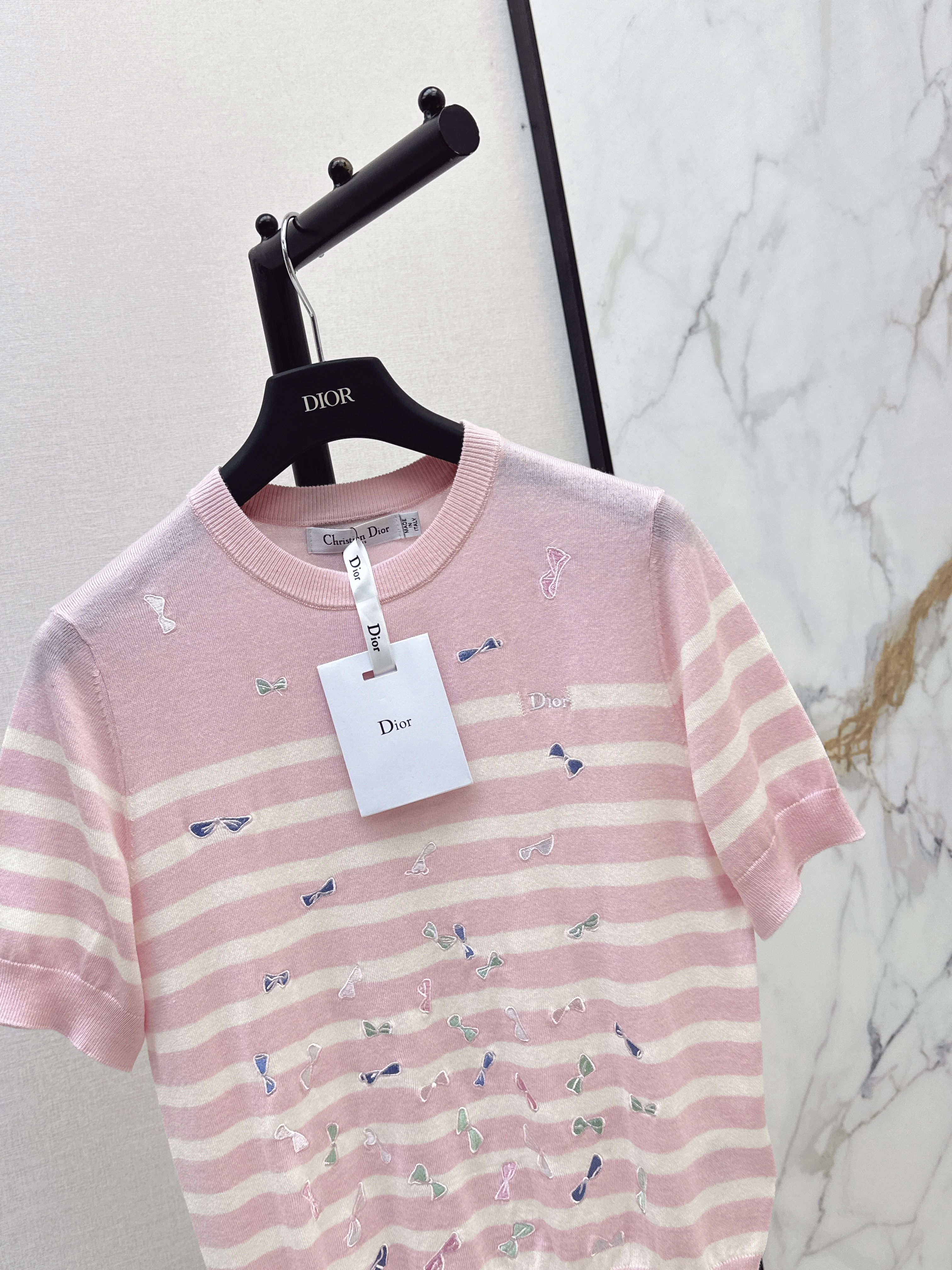 CD 26ss bow embroidery knit sweater