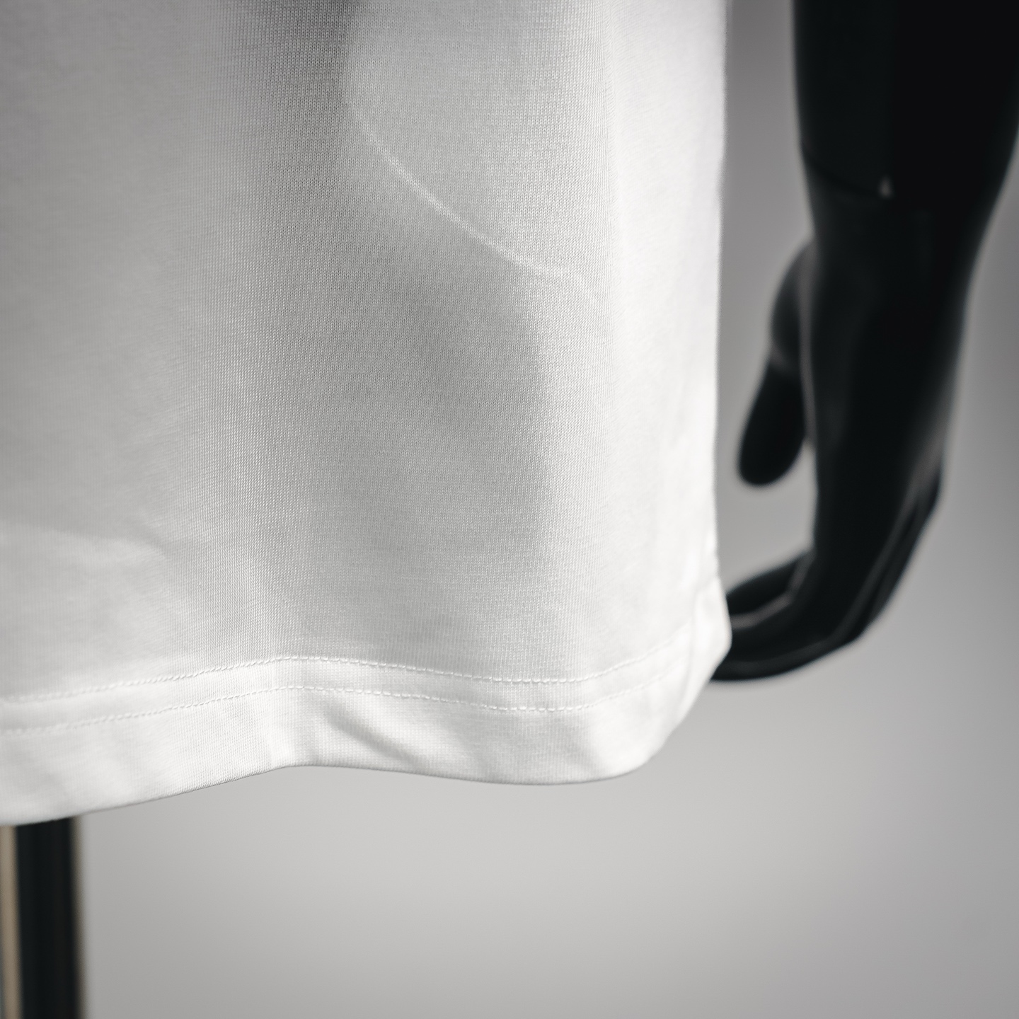 Guc graffiti printed t-shirt