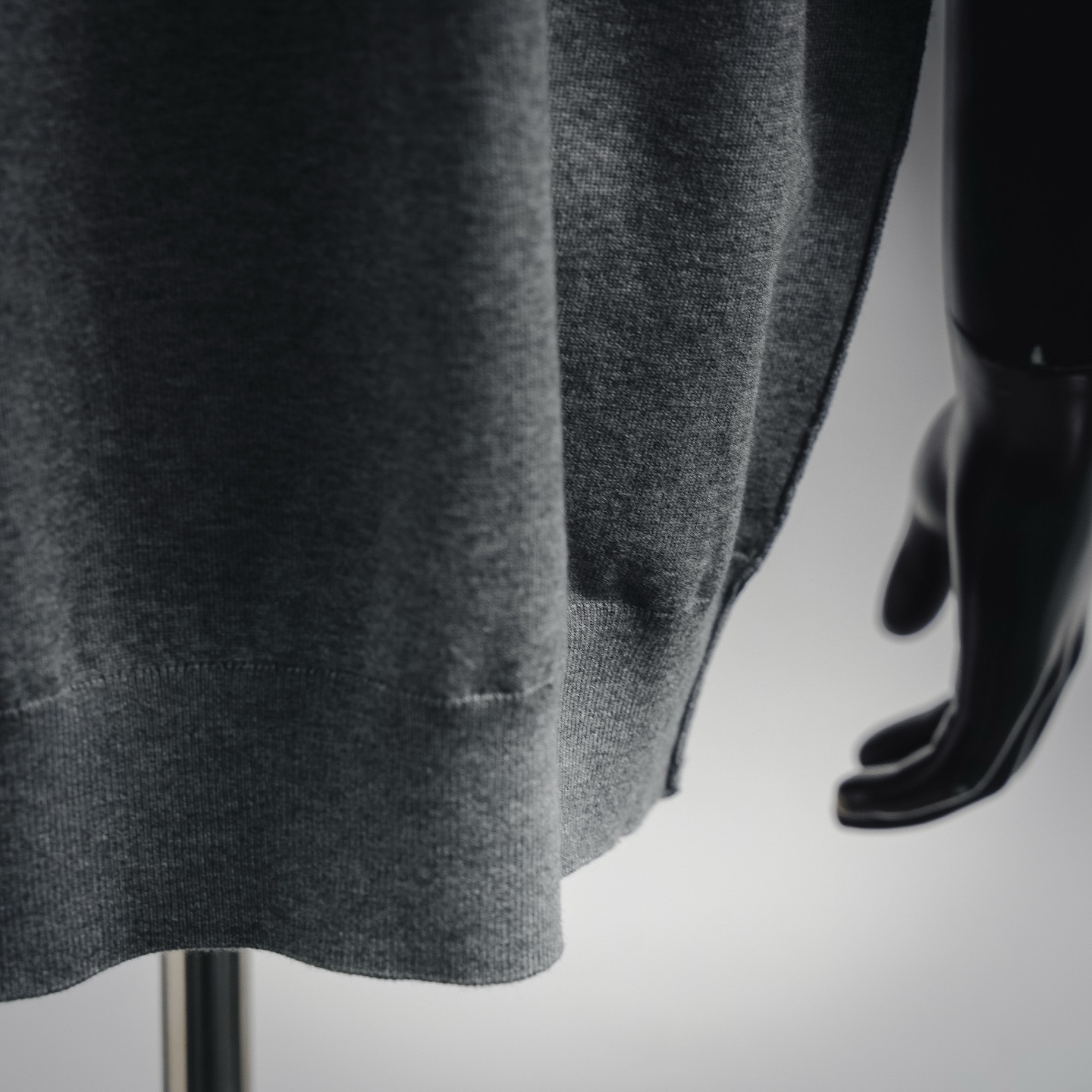 Bur knit embroidered t-shirt