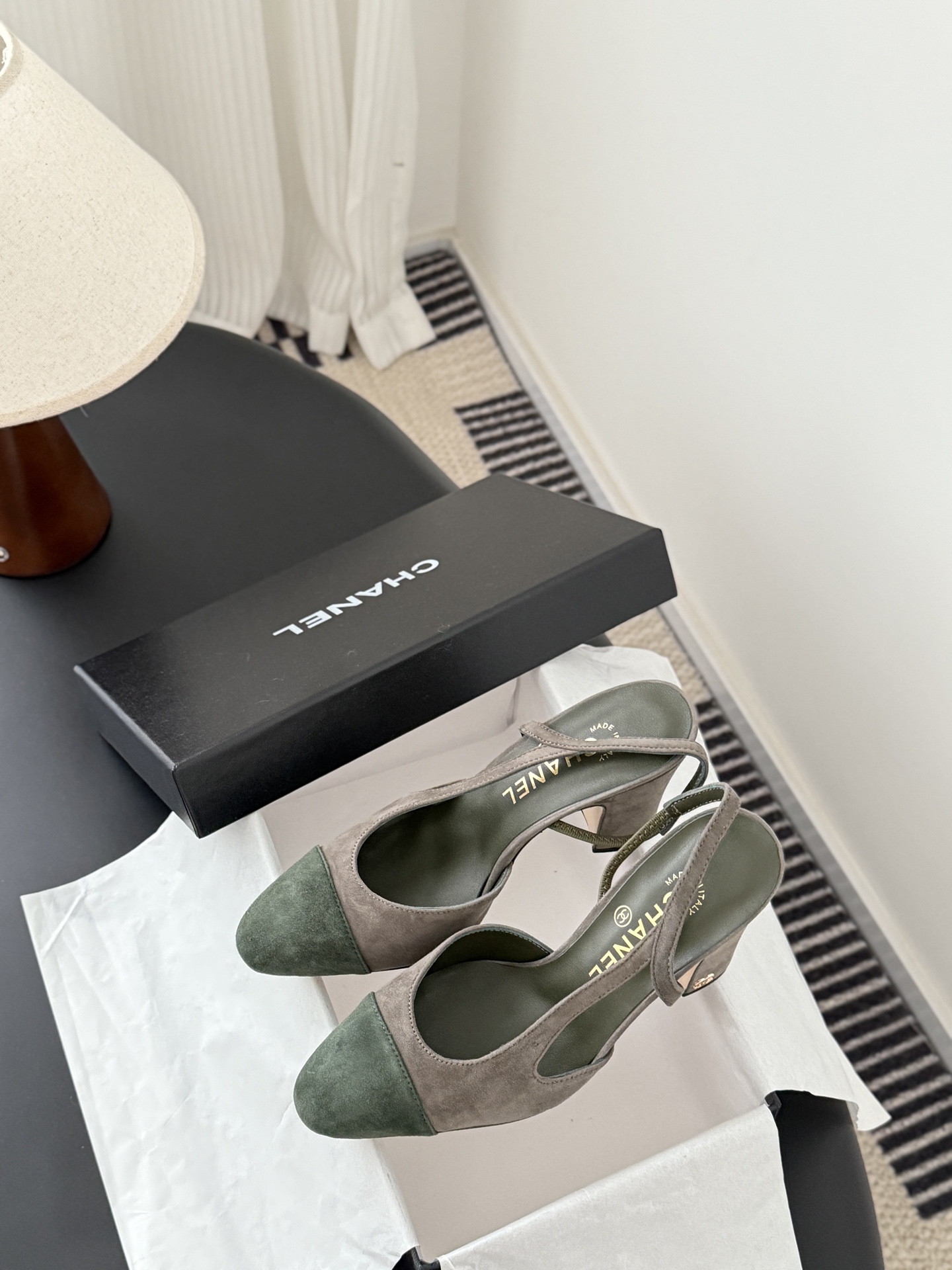 Chan 25fw slingback heels
