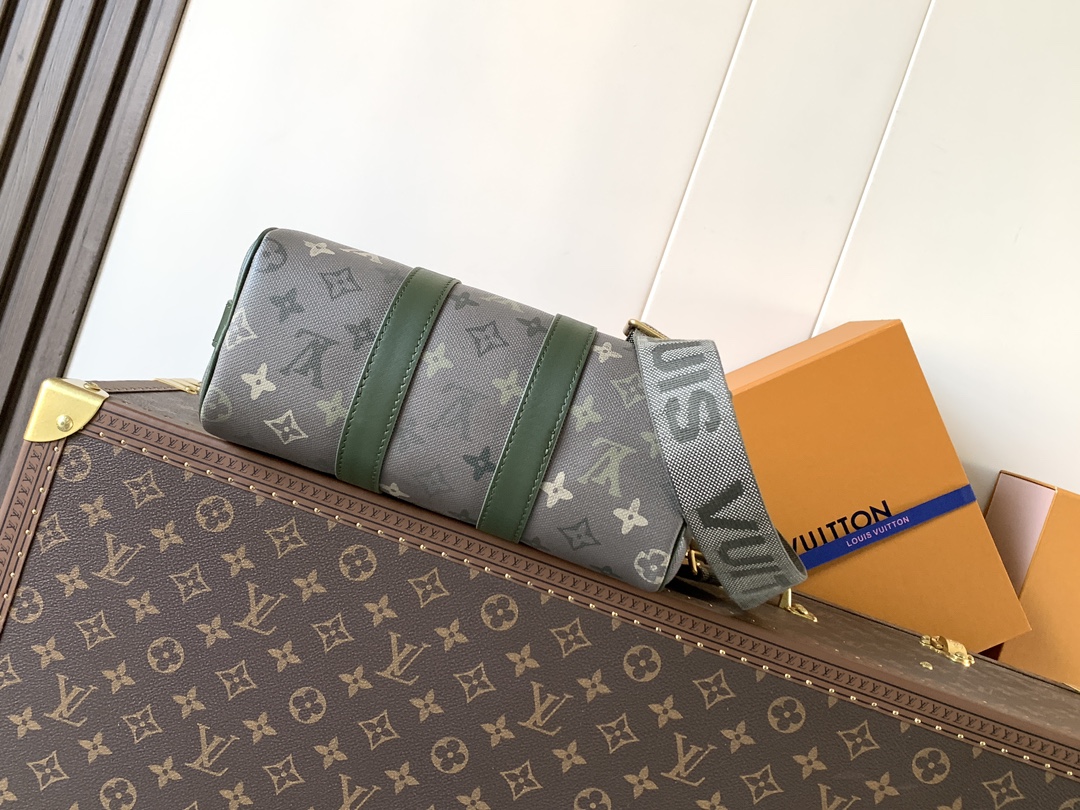 Louis monogram duffle bag
