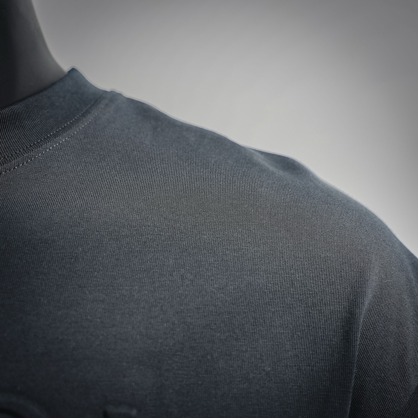 Guc emboosed t-shirt