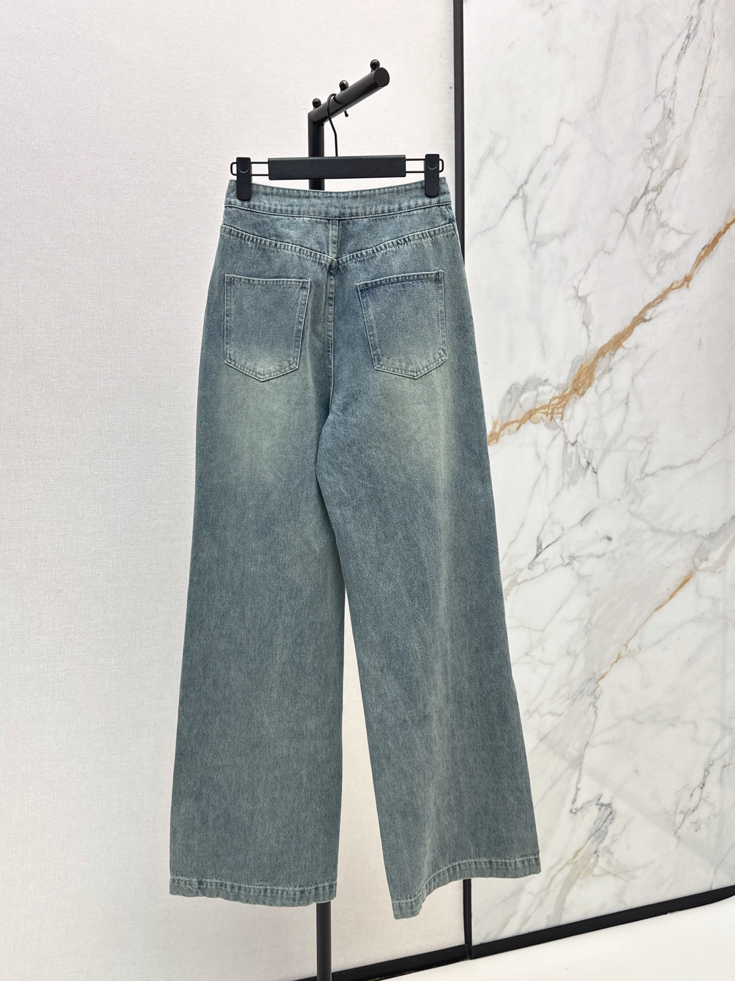 CD 26fw straight-leg jeans