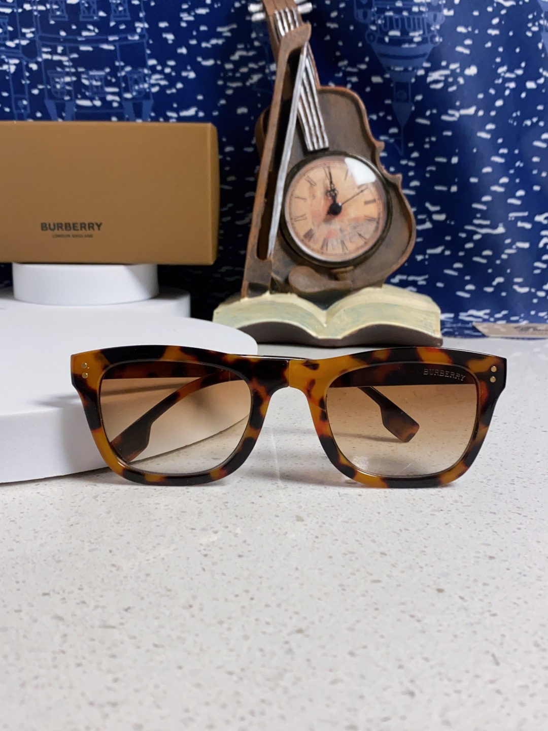 Bur sunglasses