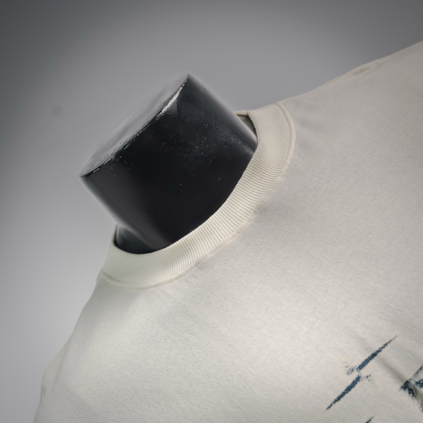 Stone printed t-shirt
