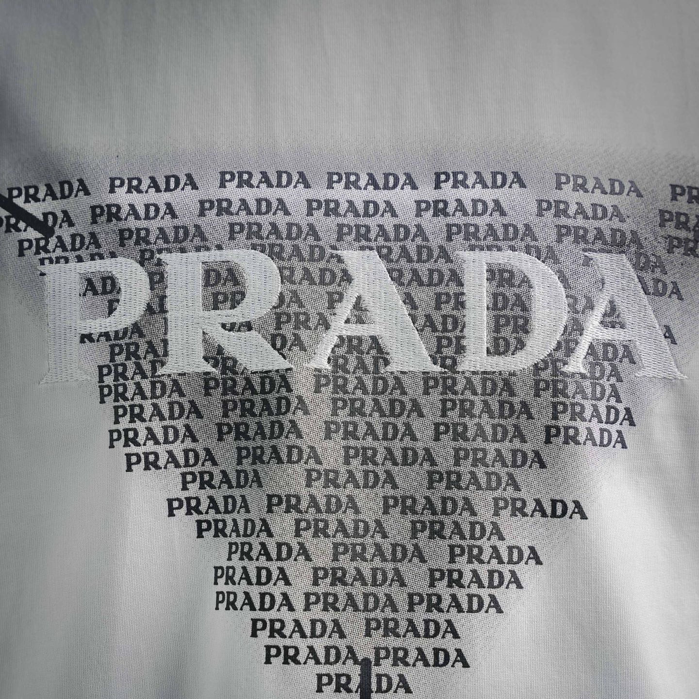 Pra letter embroidered t-shirt
