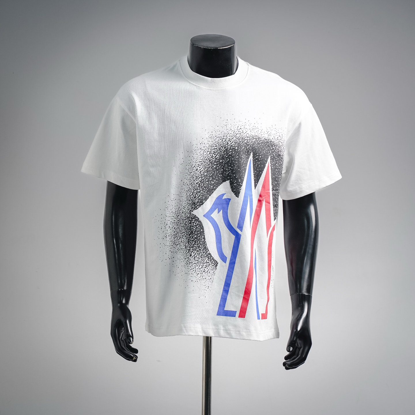 Mon graffiti-print t-shirt