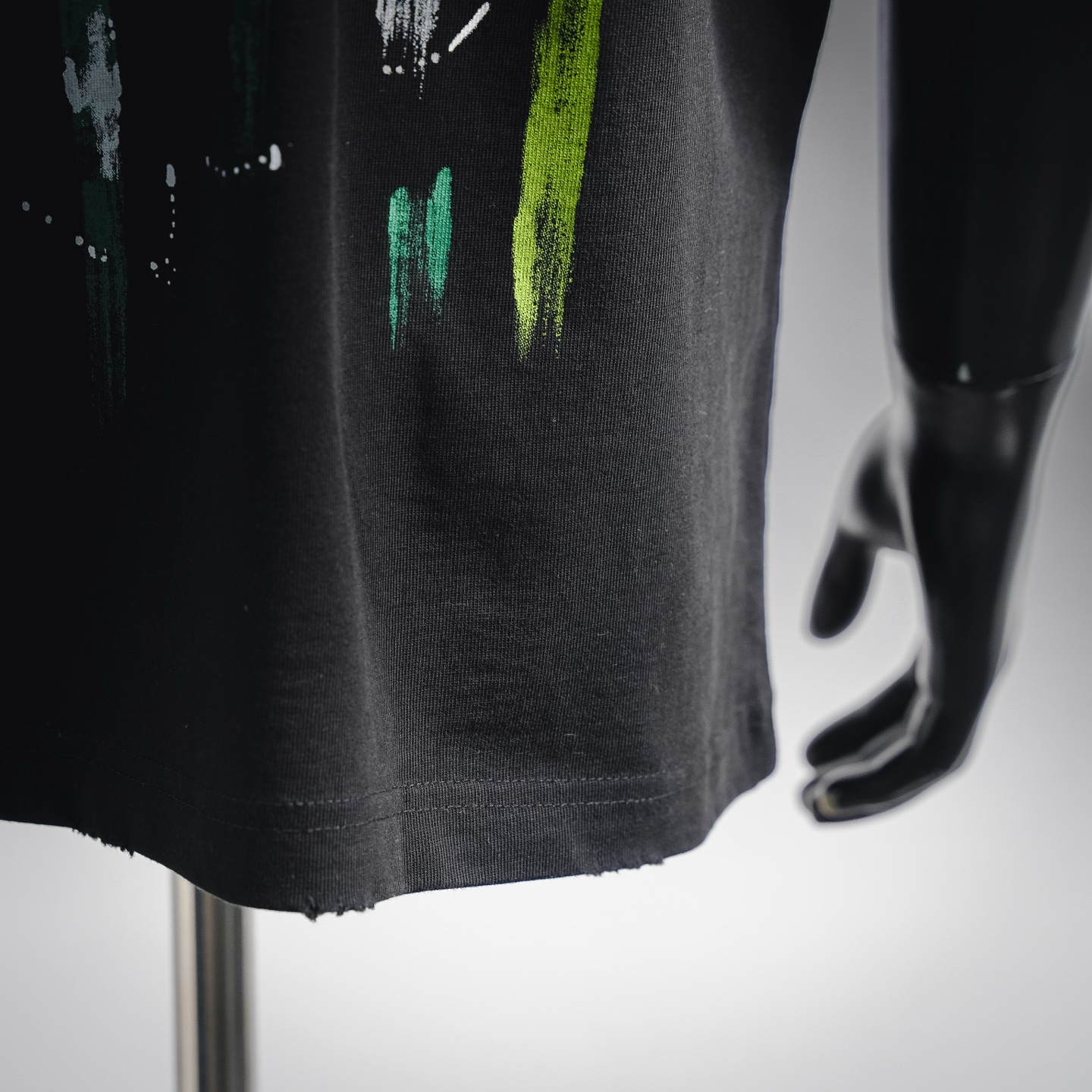 Chrome washed applique t-shirt