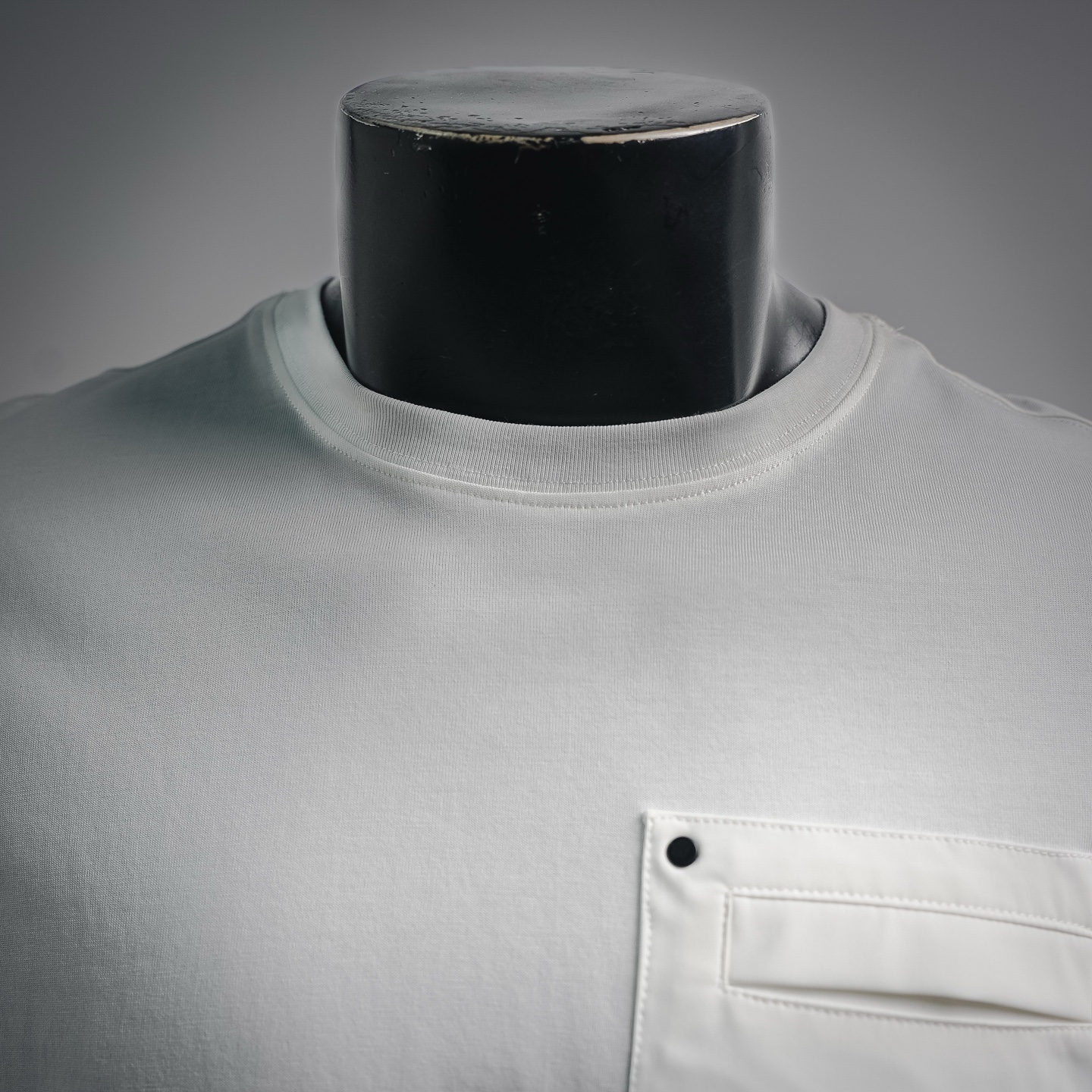 Moose pocket t-shirt