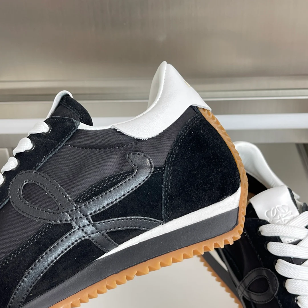 Loe retro sneakers