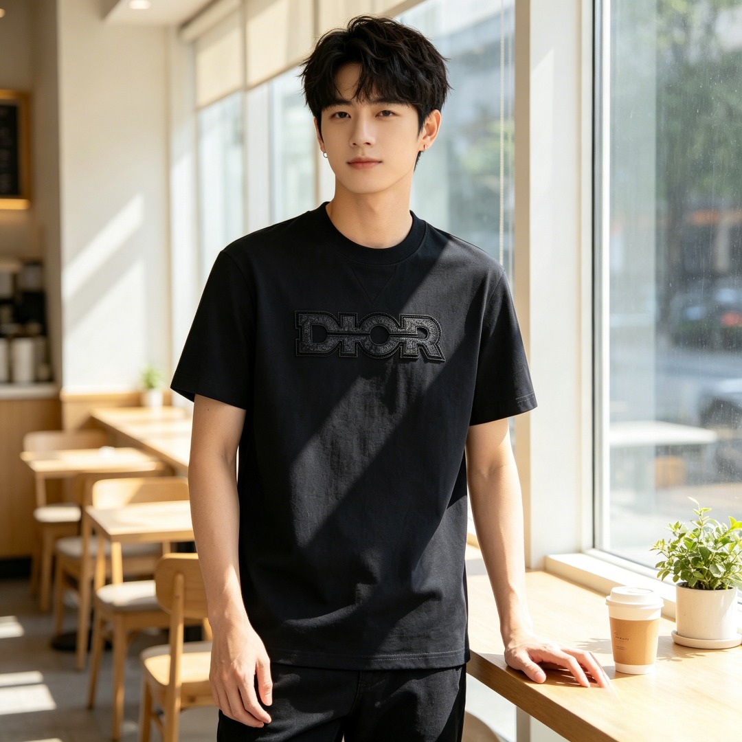 CD beaded embroidered t-shirt