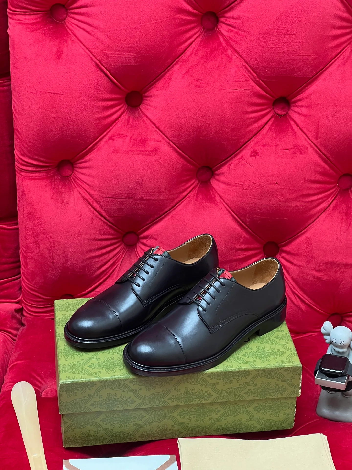 Guc leather shoes