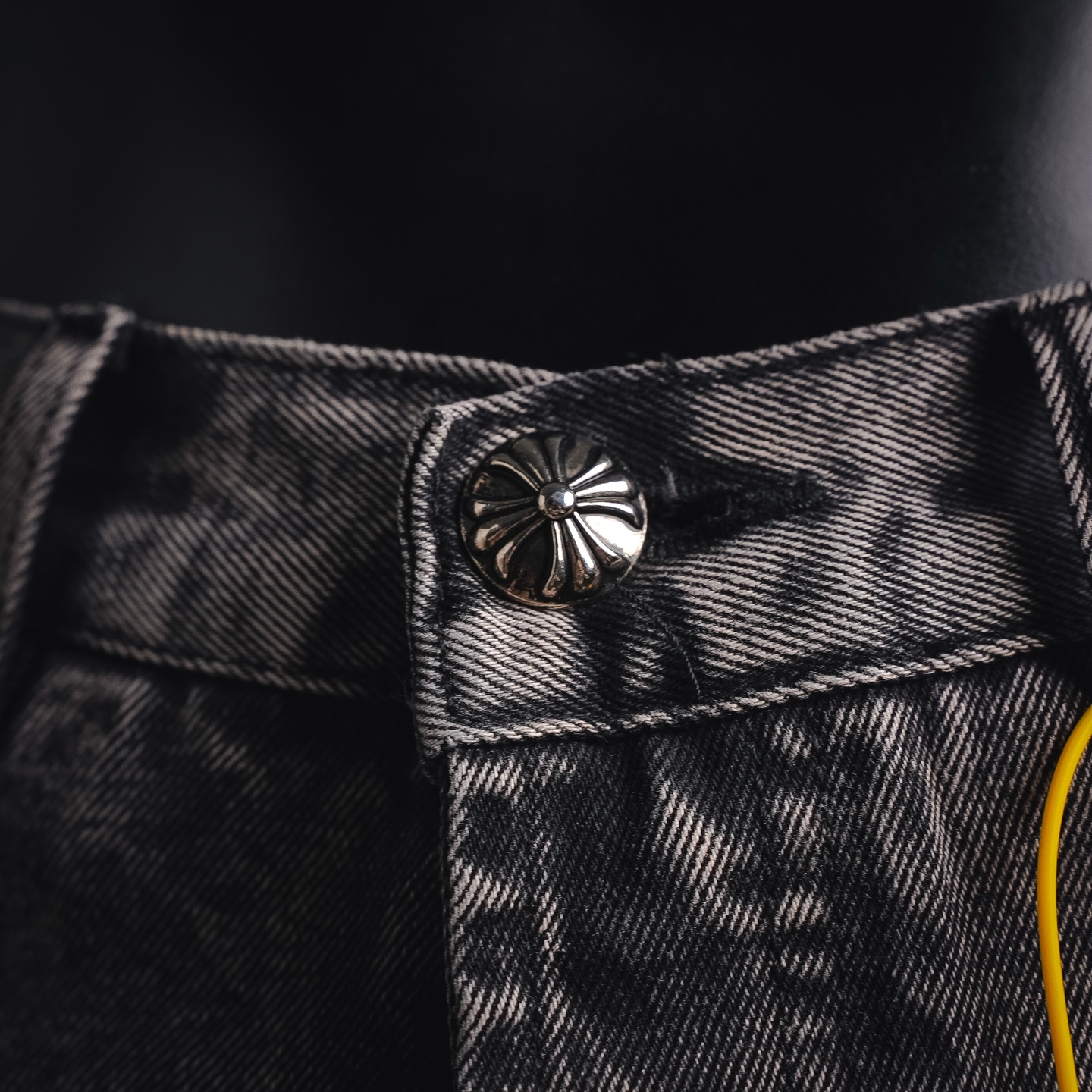 Chrome applique washed jeans
