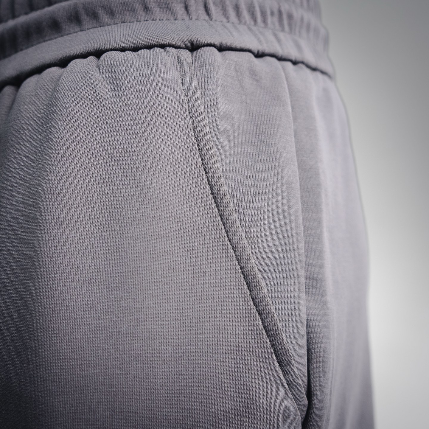 Fend pocket jogger pants