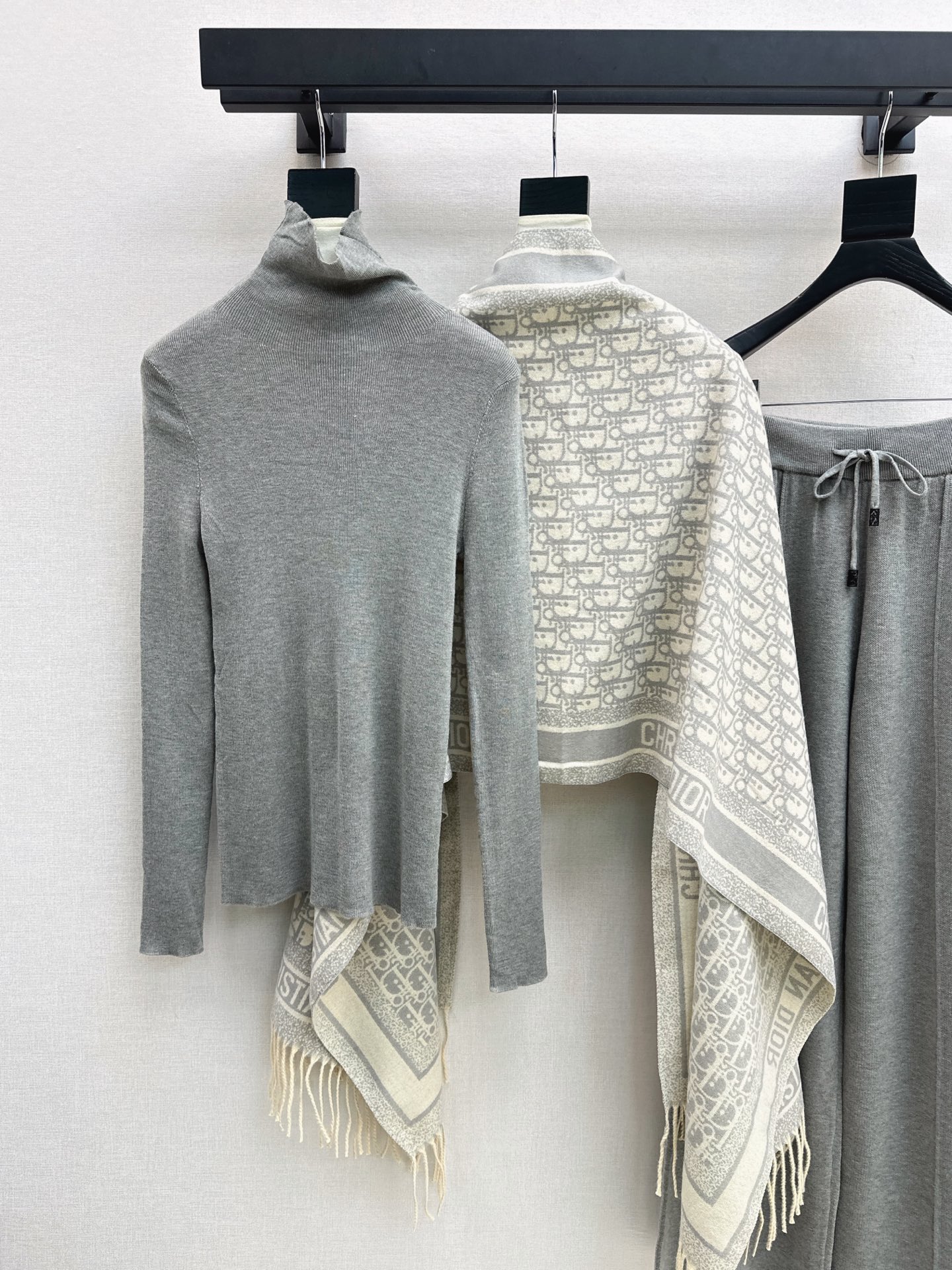 CD 26fw knit shawls basic tee pants sets