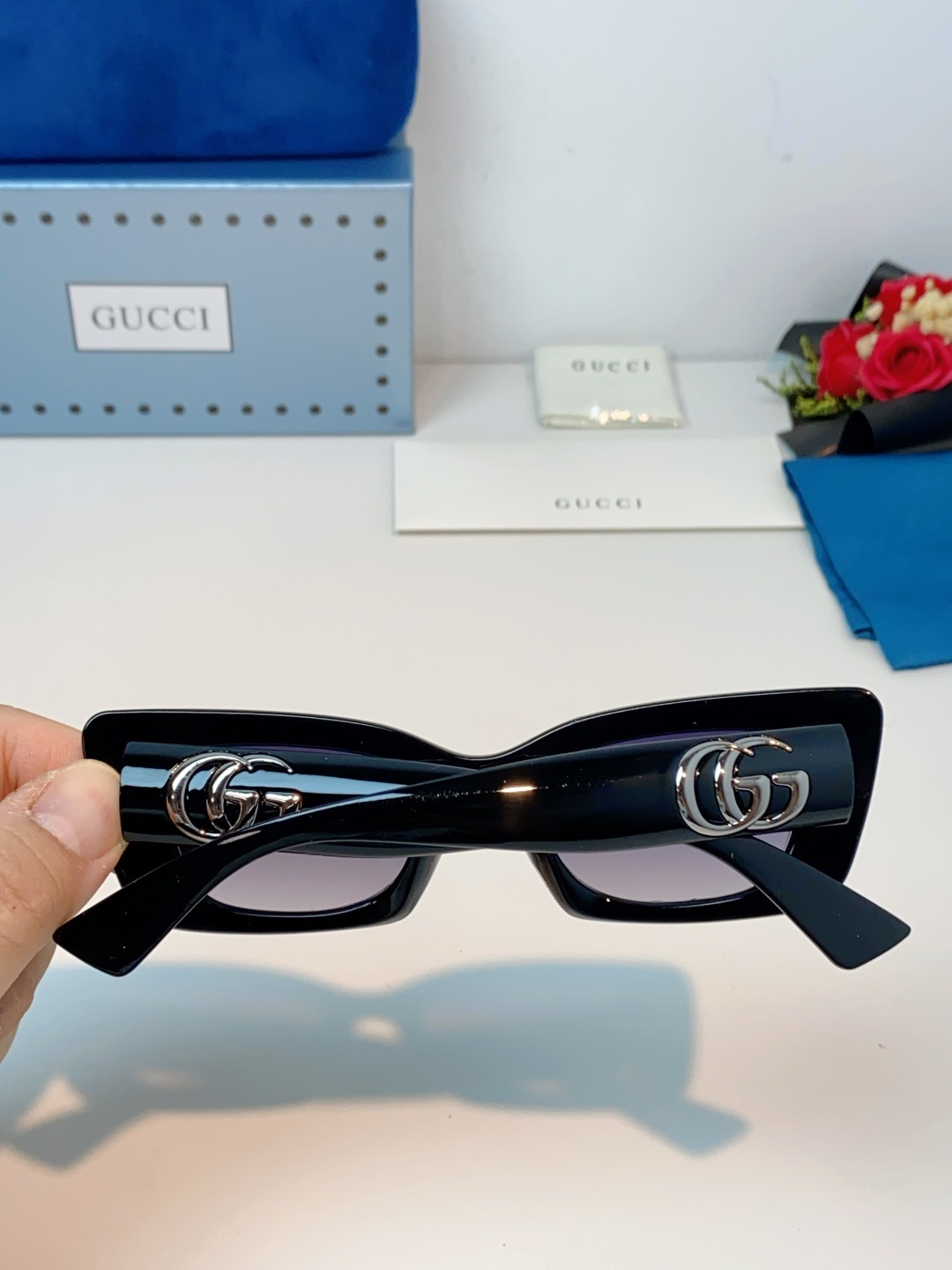 Guc sunglasses