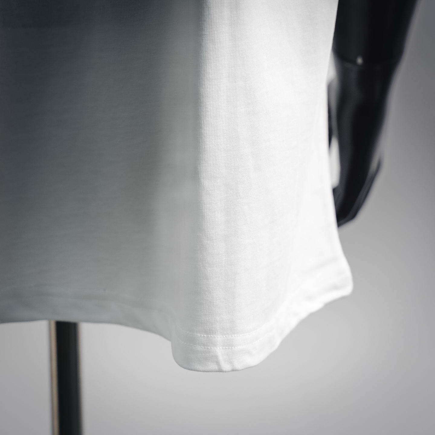 Pra leather pockets t-shirt