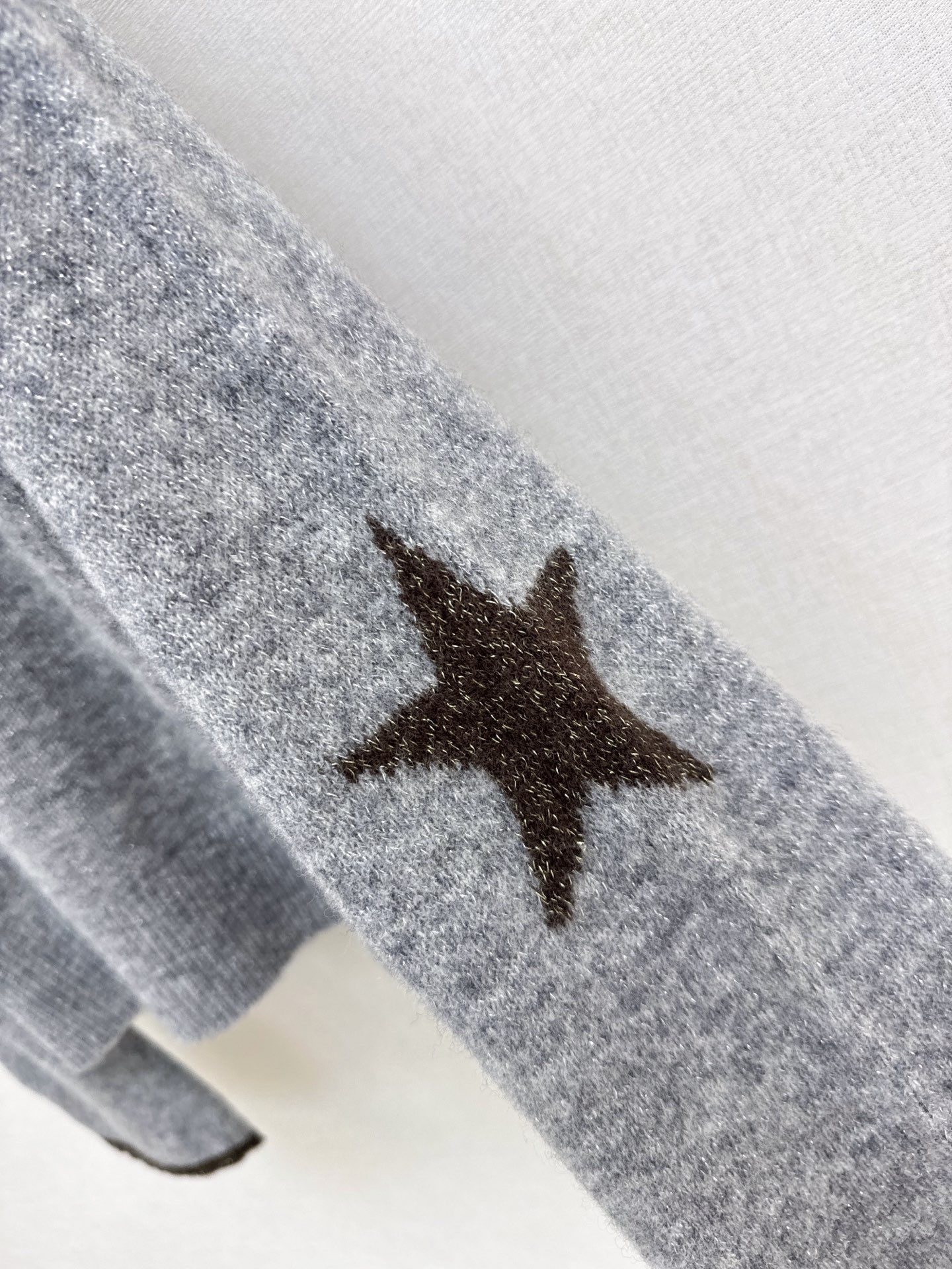 CD 26fw knit sweater