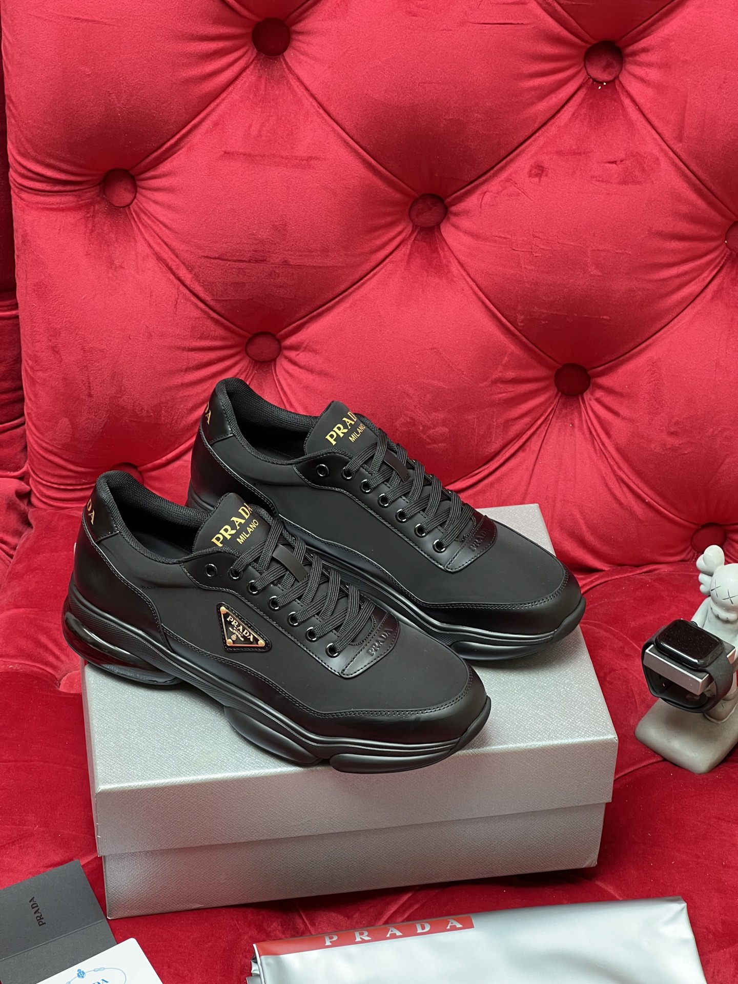 Pra letther sneakers