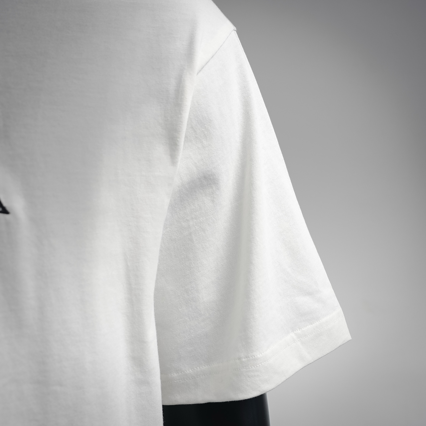 CD beaded embroidered t-shirt