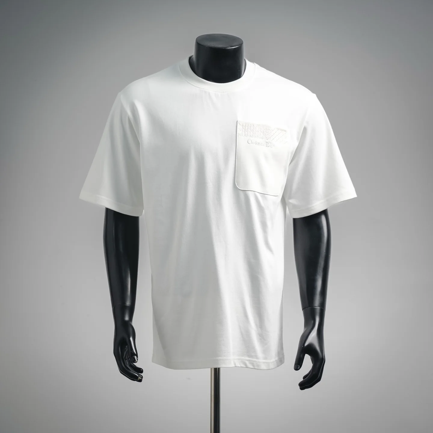 CD embroidered pocket t-shirt