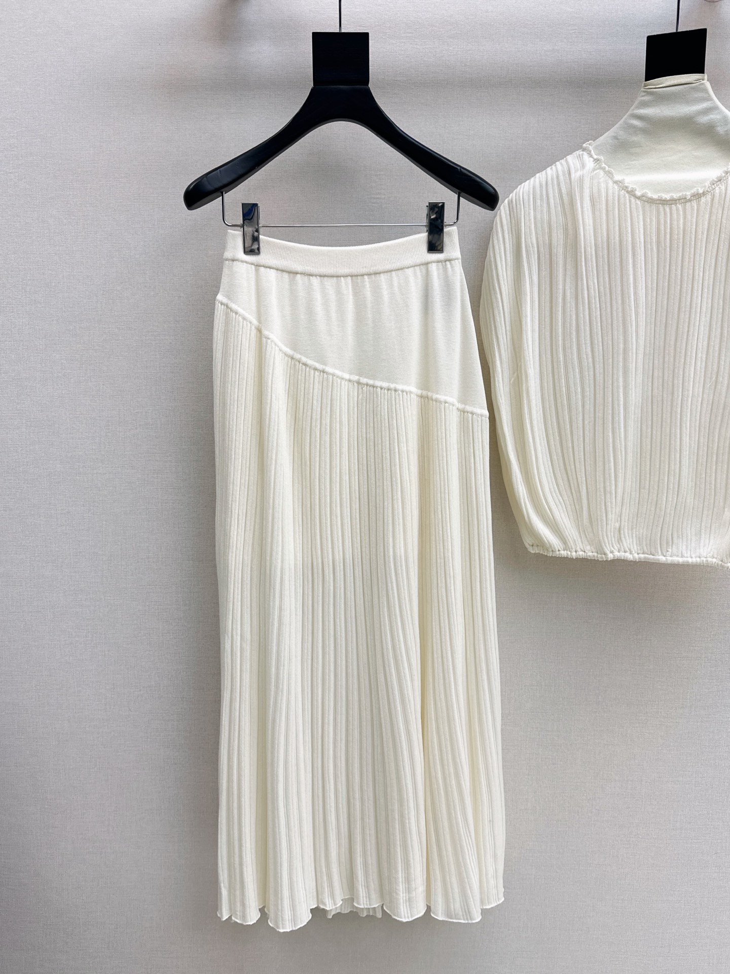 Brun 26ss knit cape knitwear skirt sets