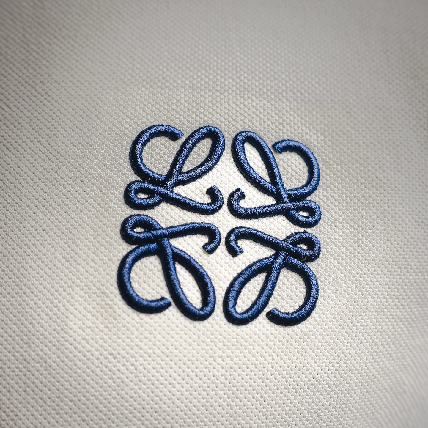 Loe logo embroidered t-shirt