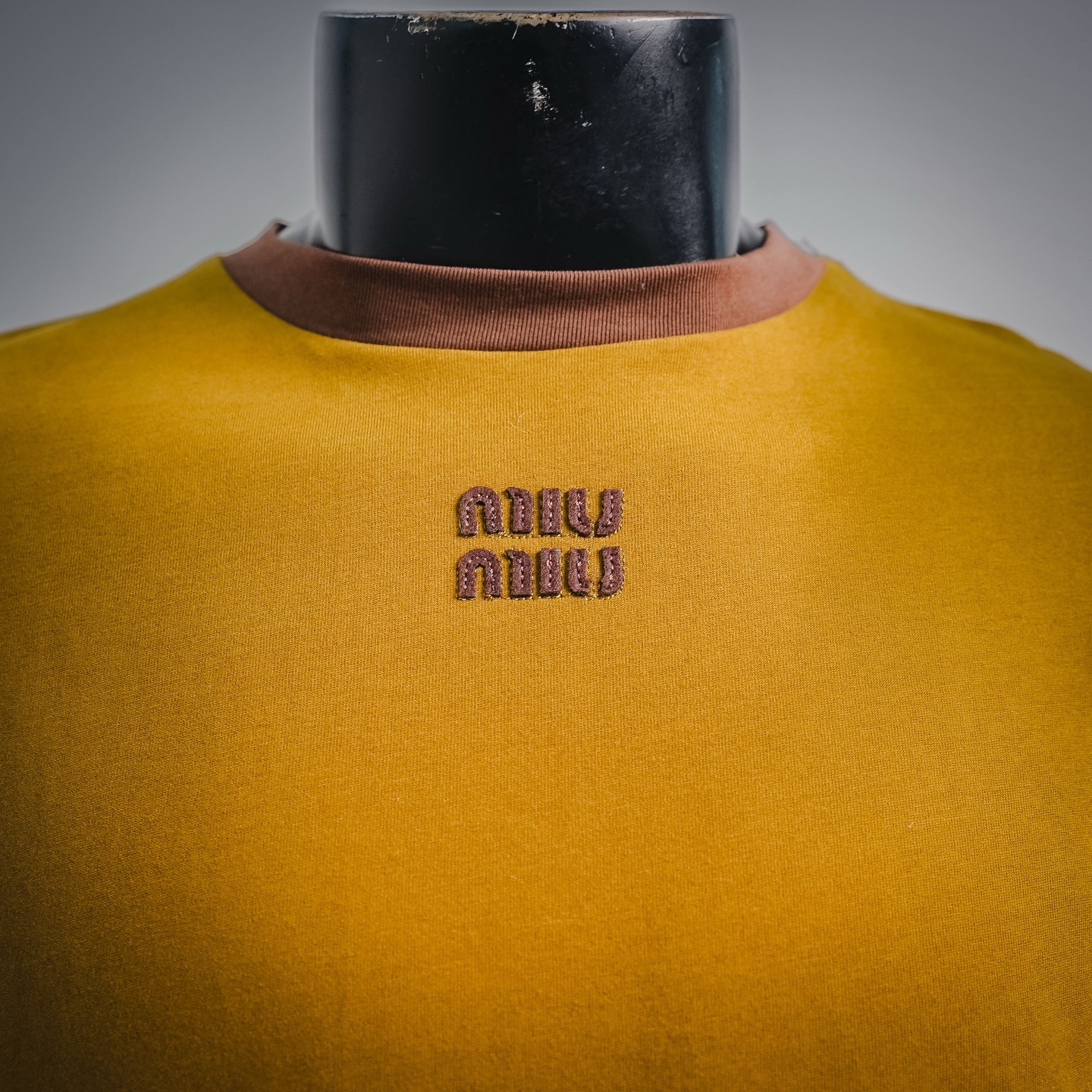 Miu ringer minimal sweatshirt