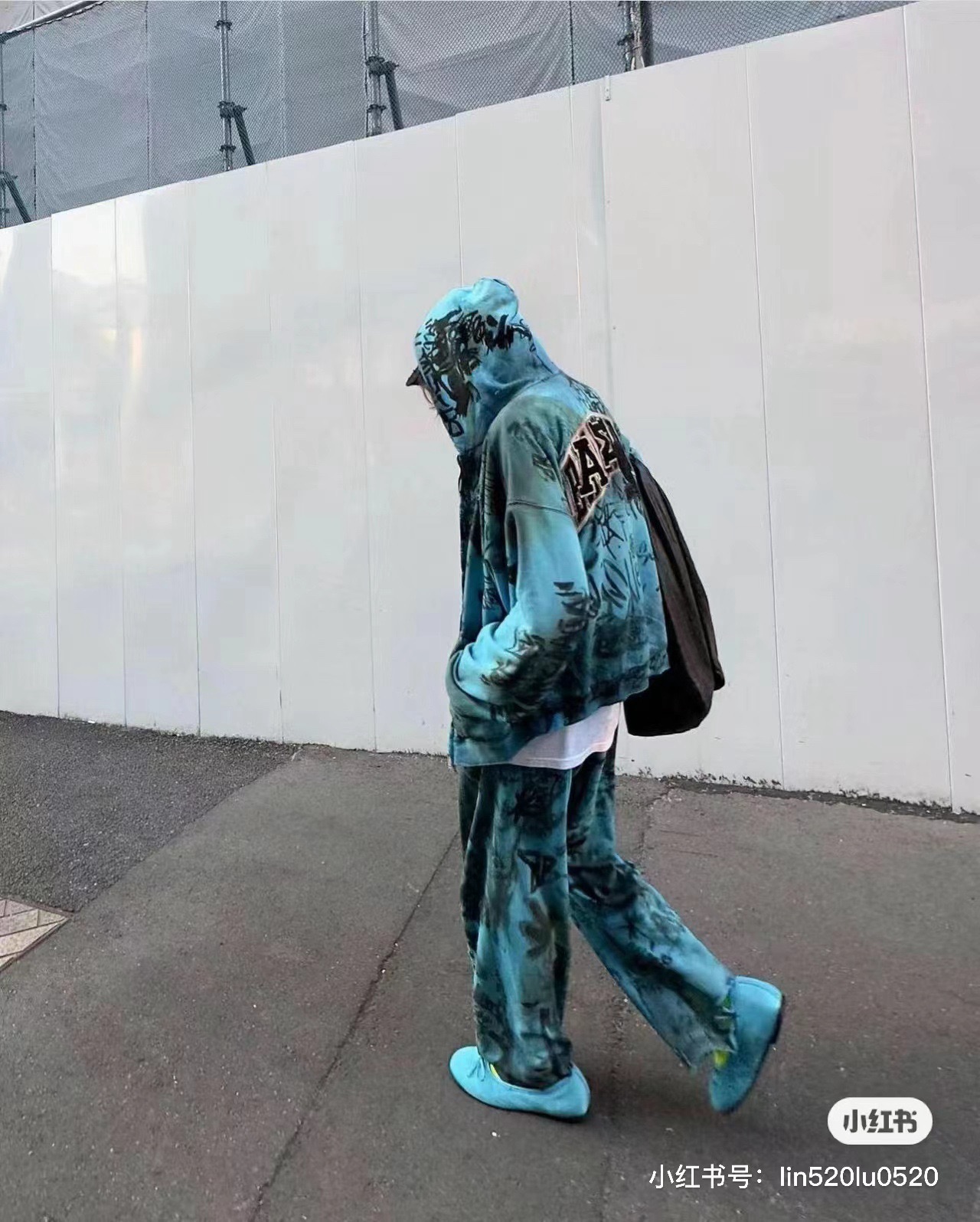 Balen graffiti-print jacket
