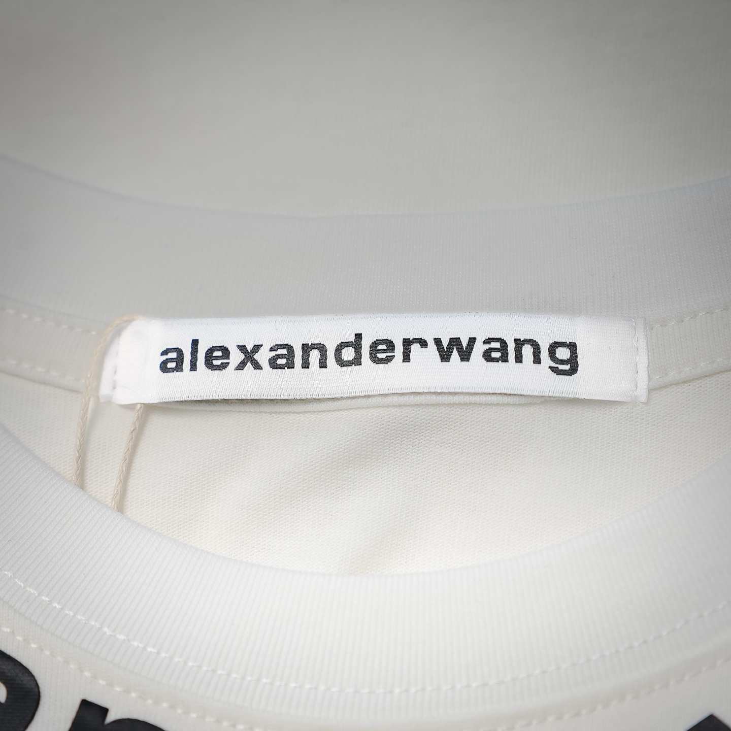 Alex neckline letter trint t-shirt