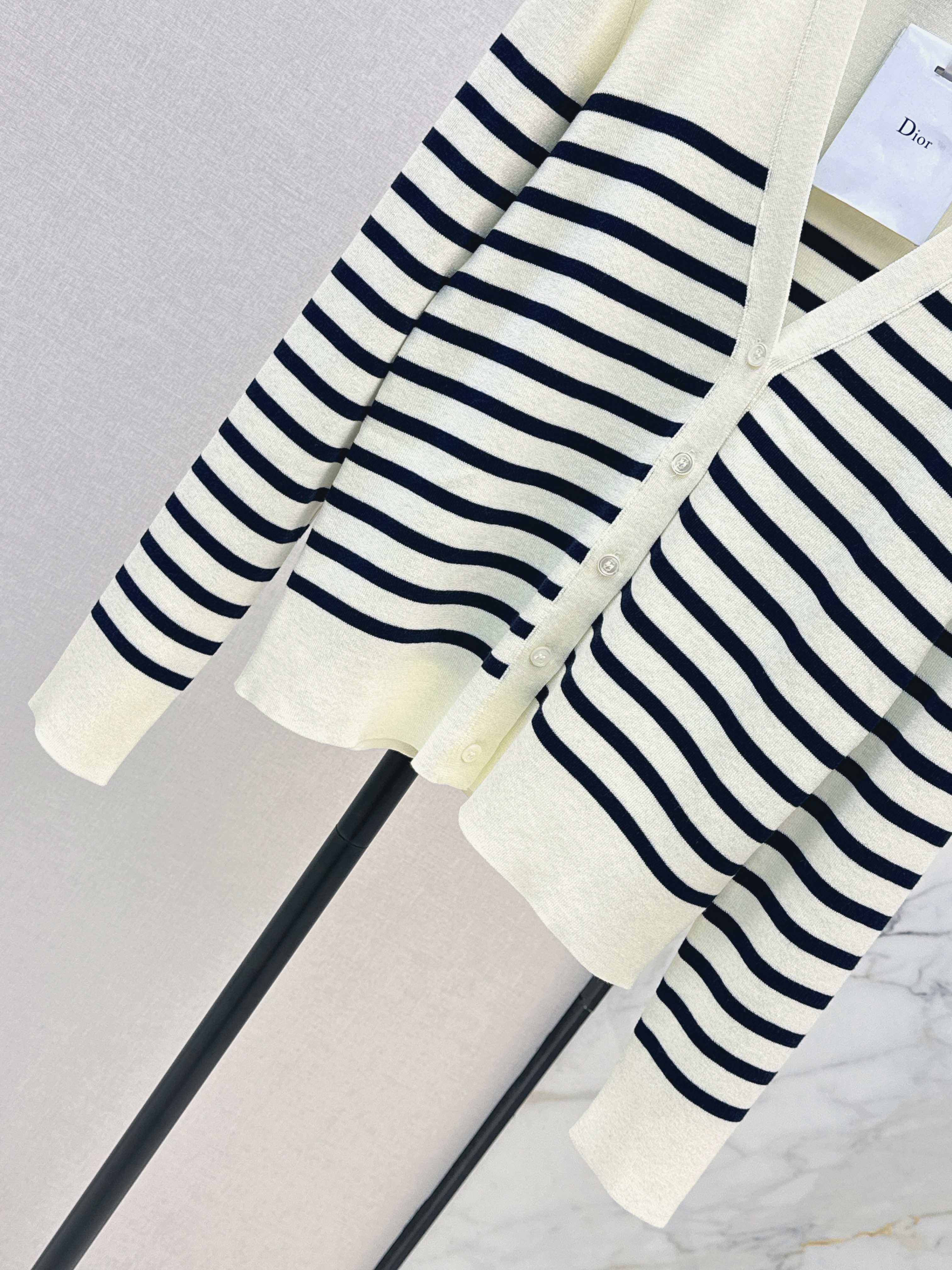 CD 26ss stripe knit cardigan