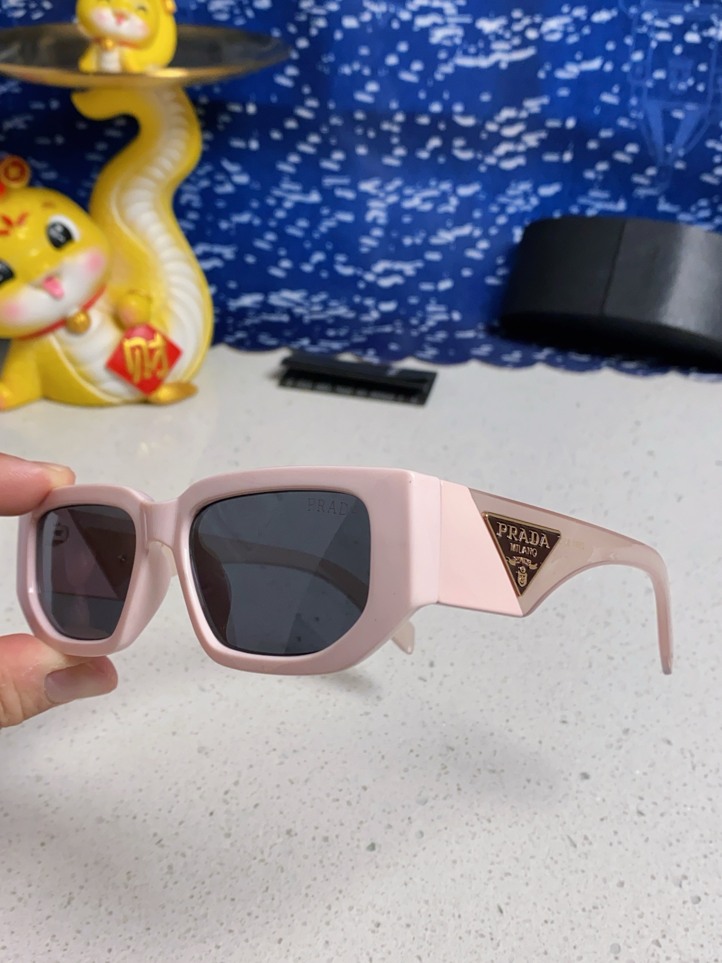 Pra sunglasses