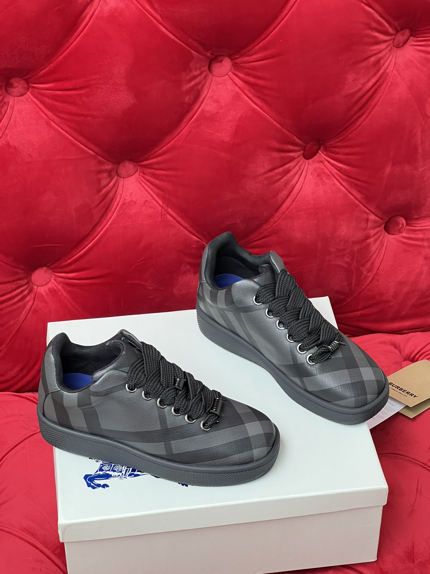 Bur casual sneakers
