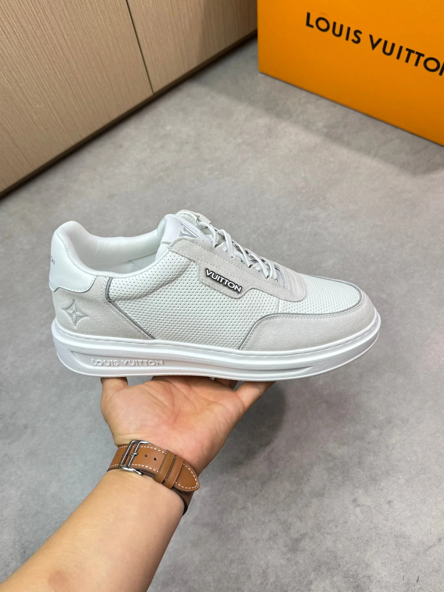 louis sneaker