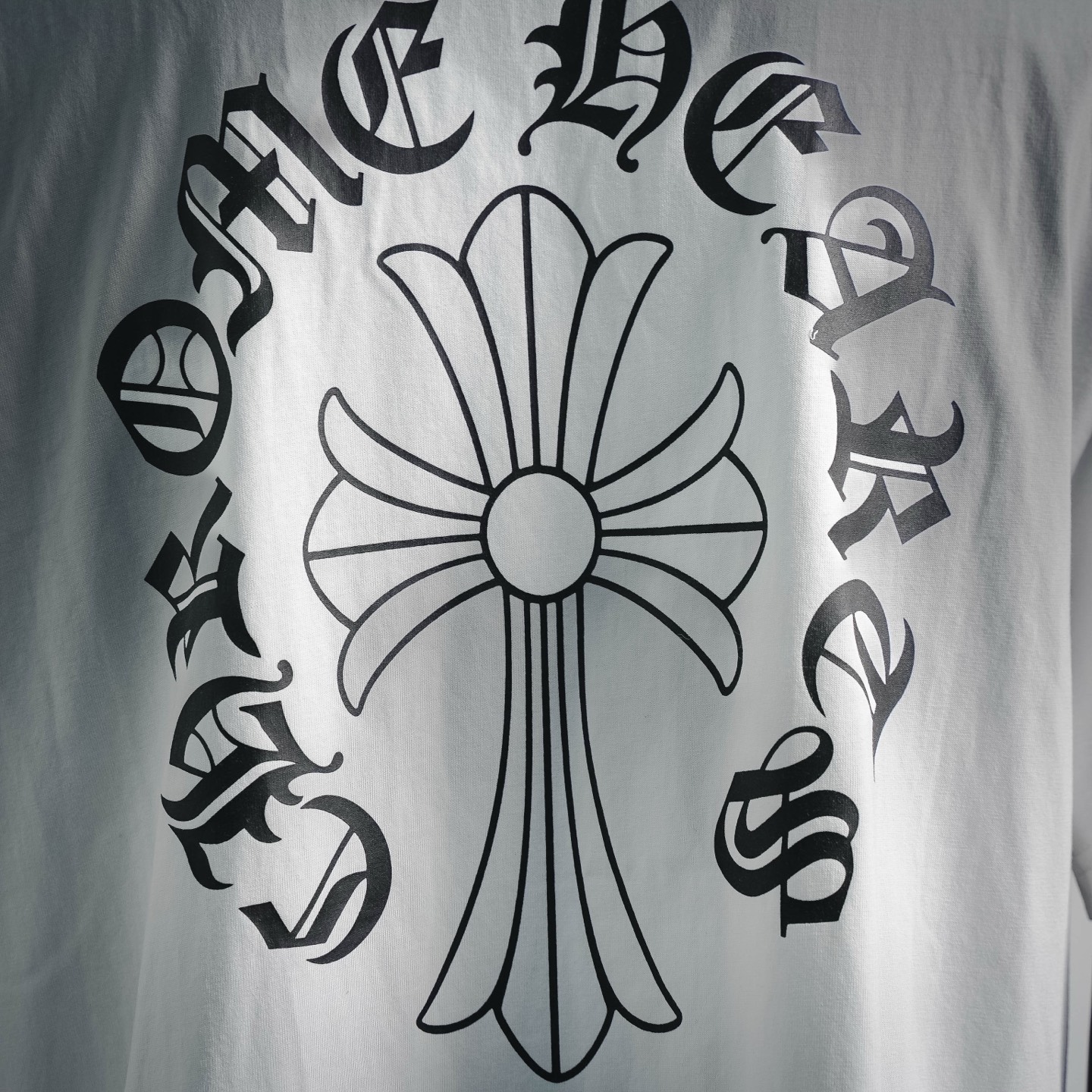 Chrome cross-pint t-shirt