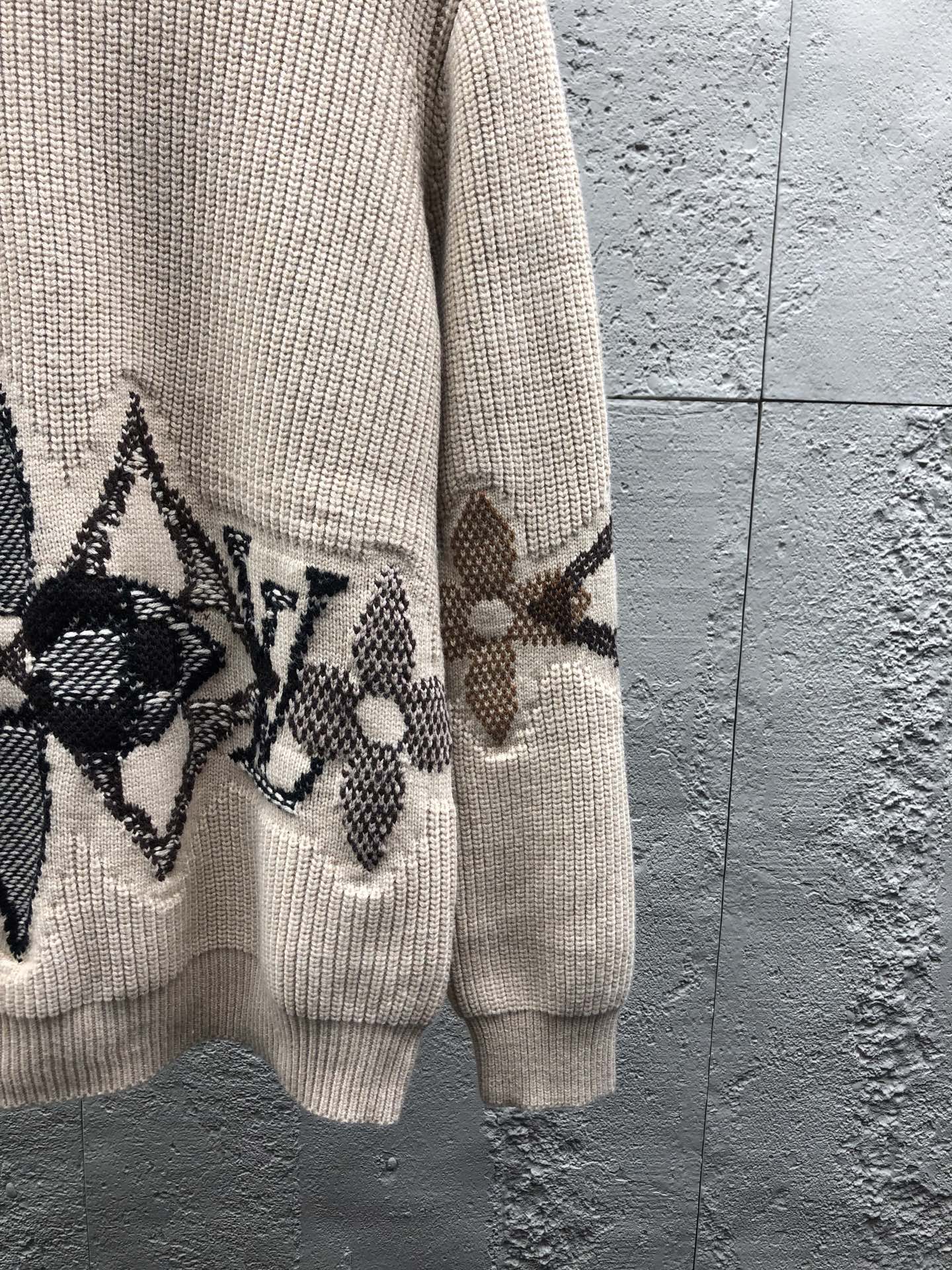 Louis knit sweater