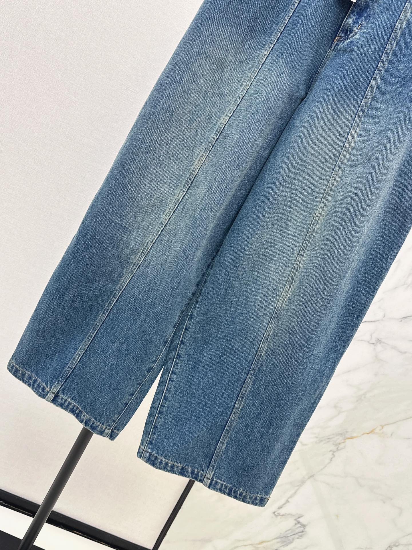 Bott 26fw wide-leg jeans