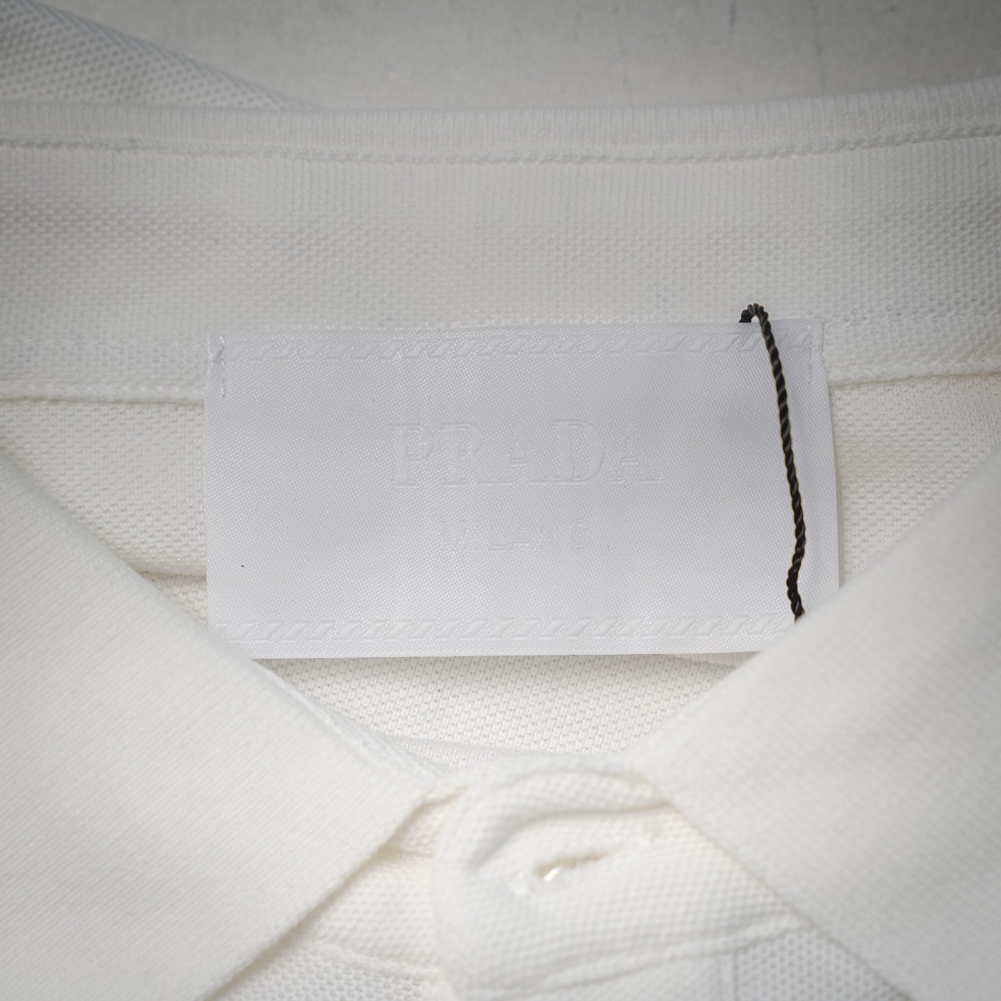 Pra letter embroidered Polo