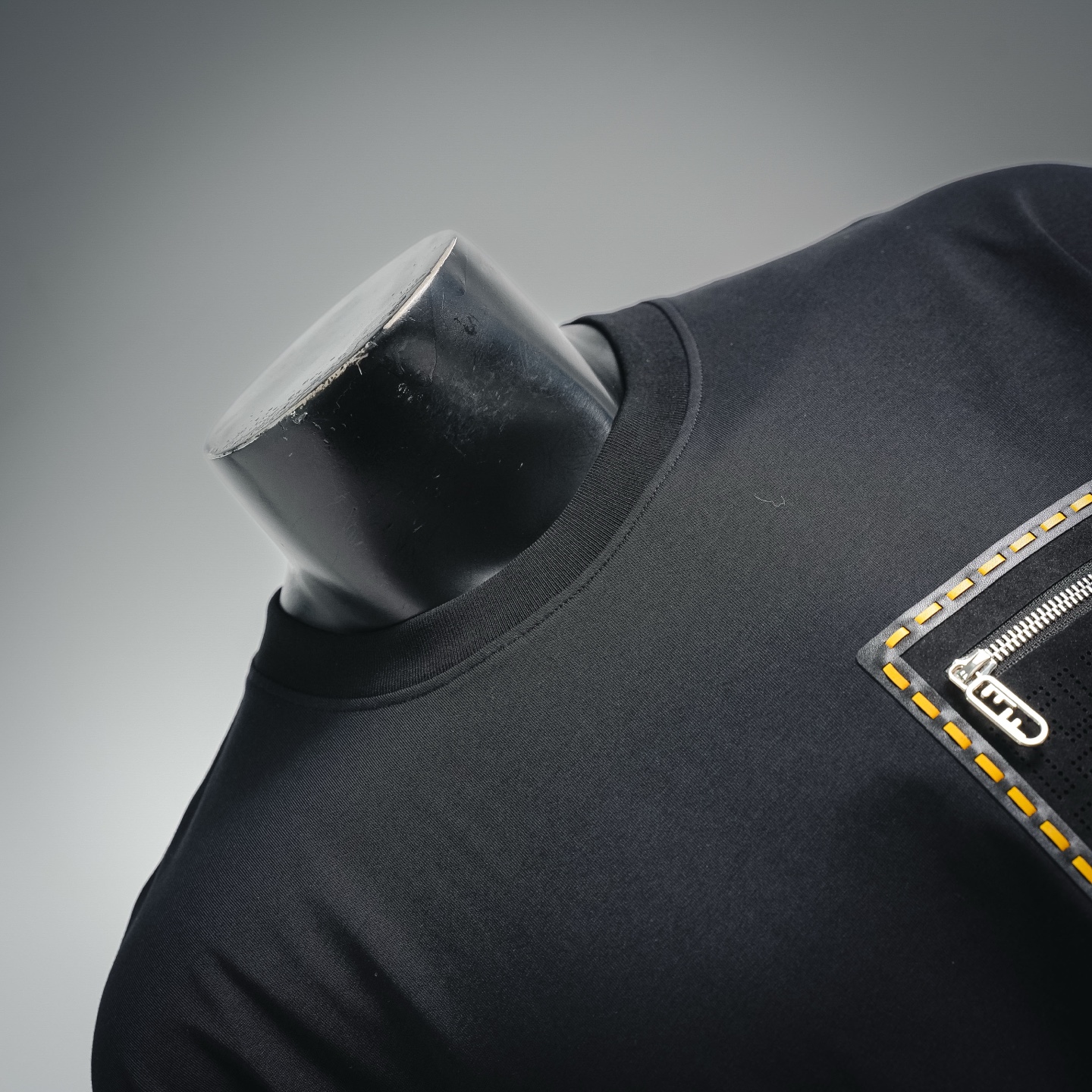 Fend zip-up pocket t-shirt