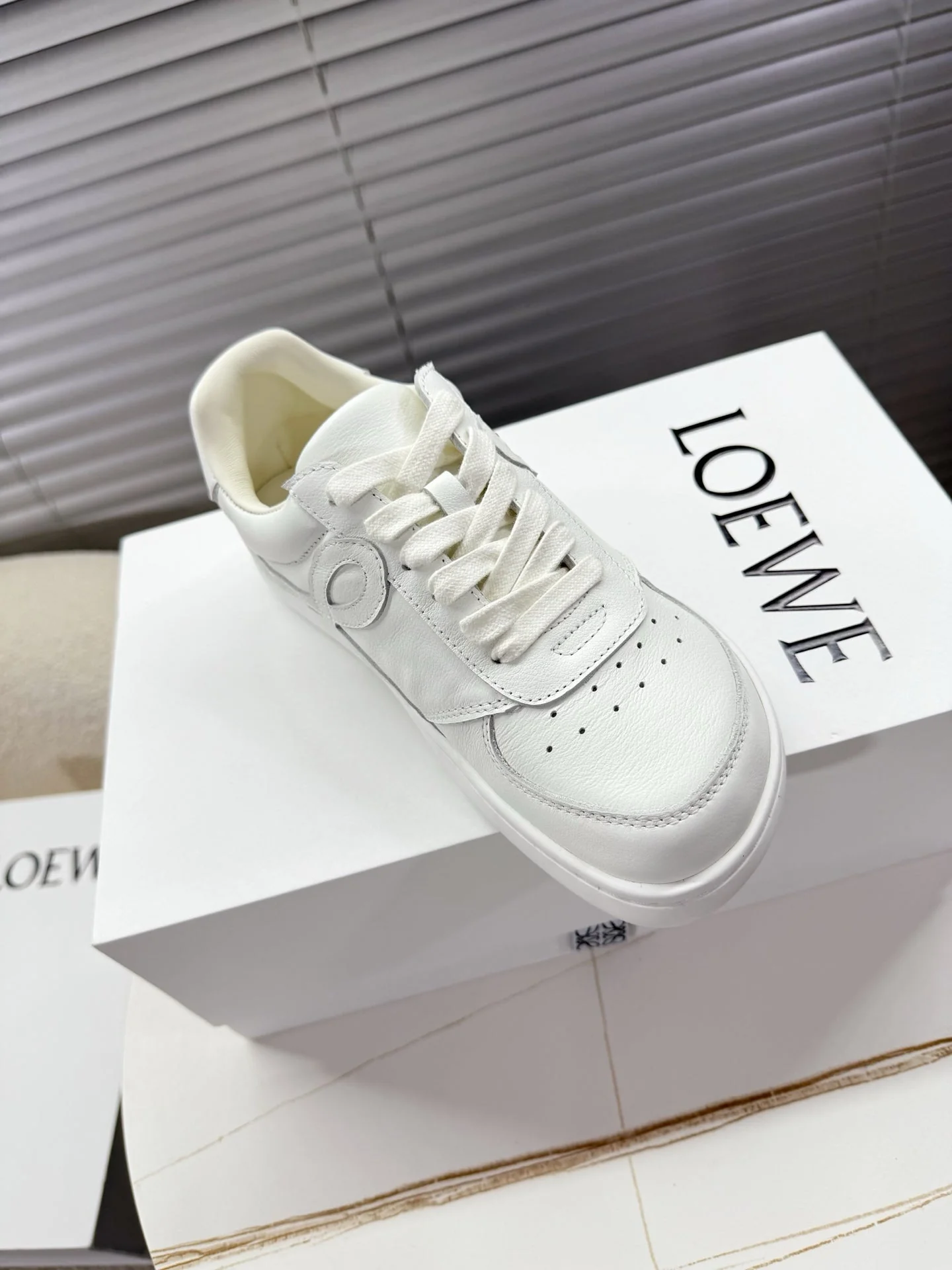 Loe 25fw leisure shoe