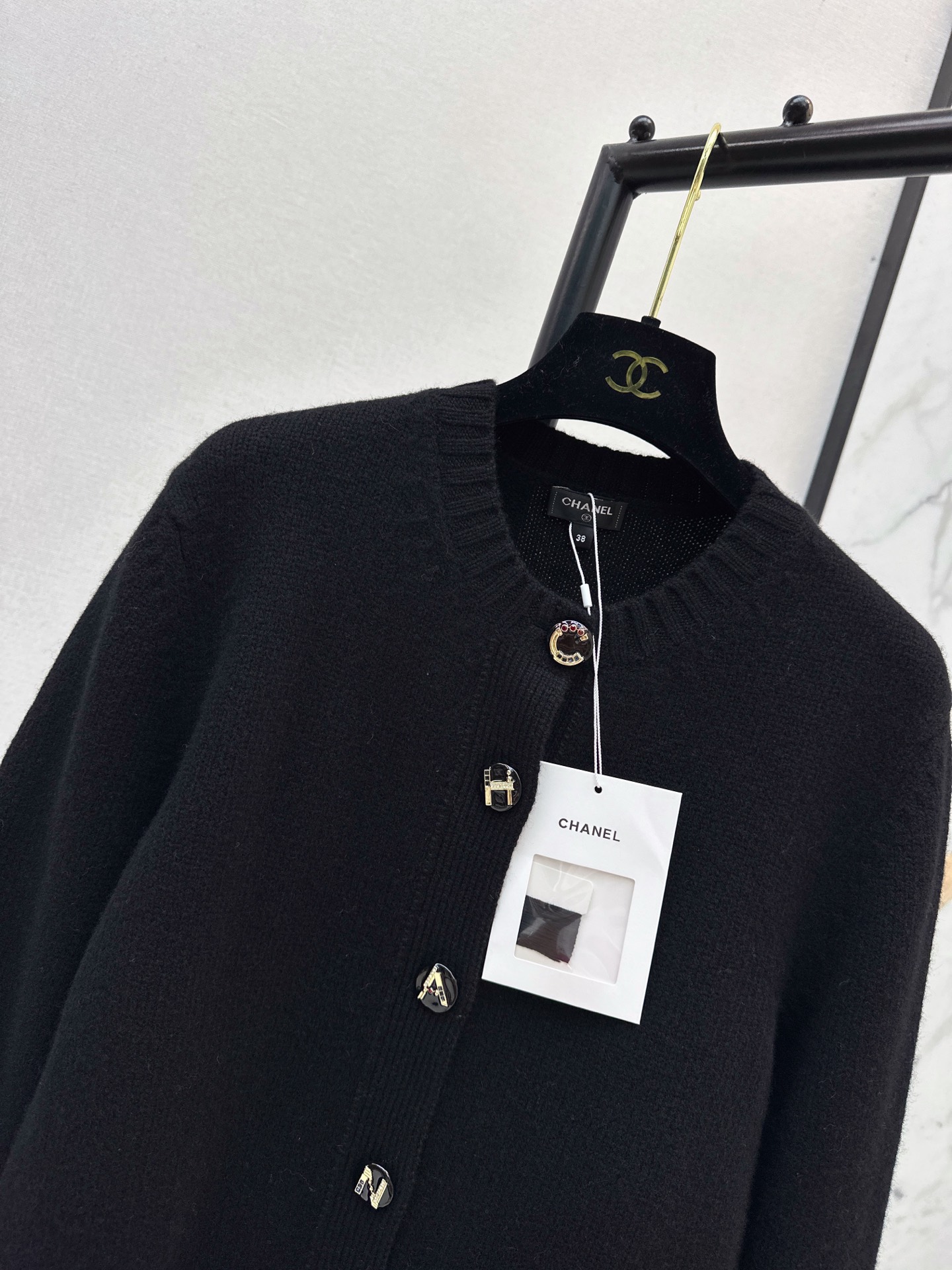 Chan 26ss cashmere knit cardigan
