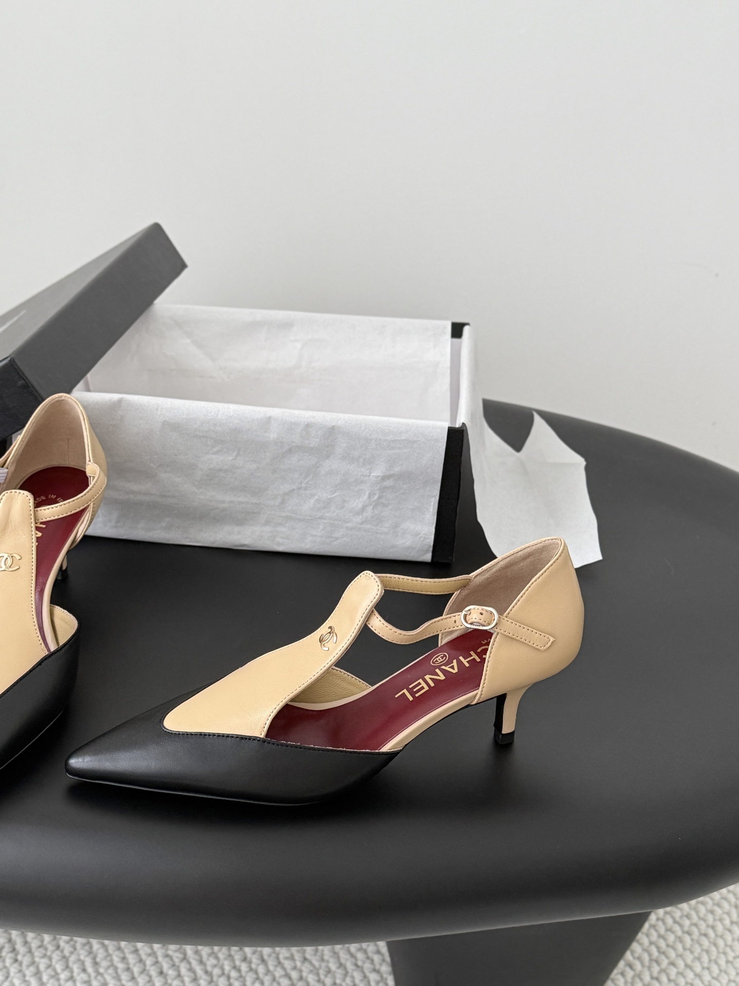 Chan 26P t-strap kitten heel