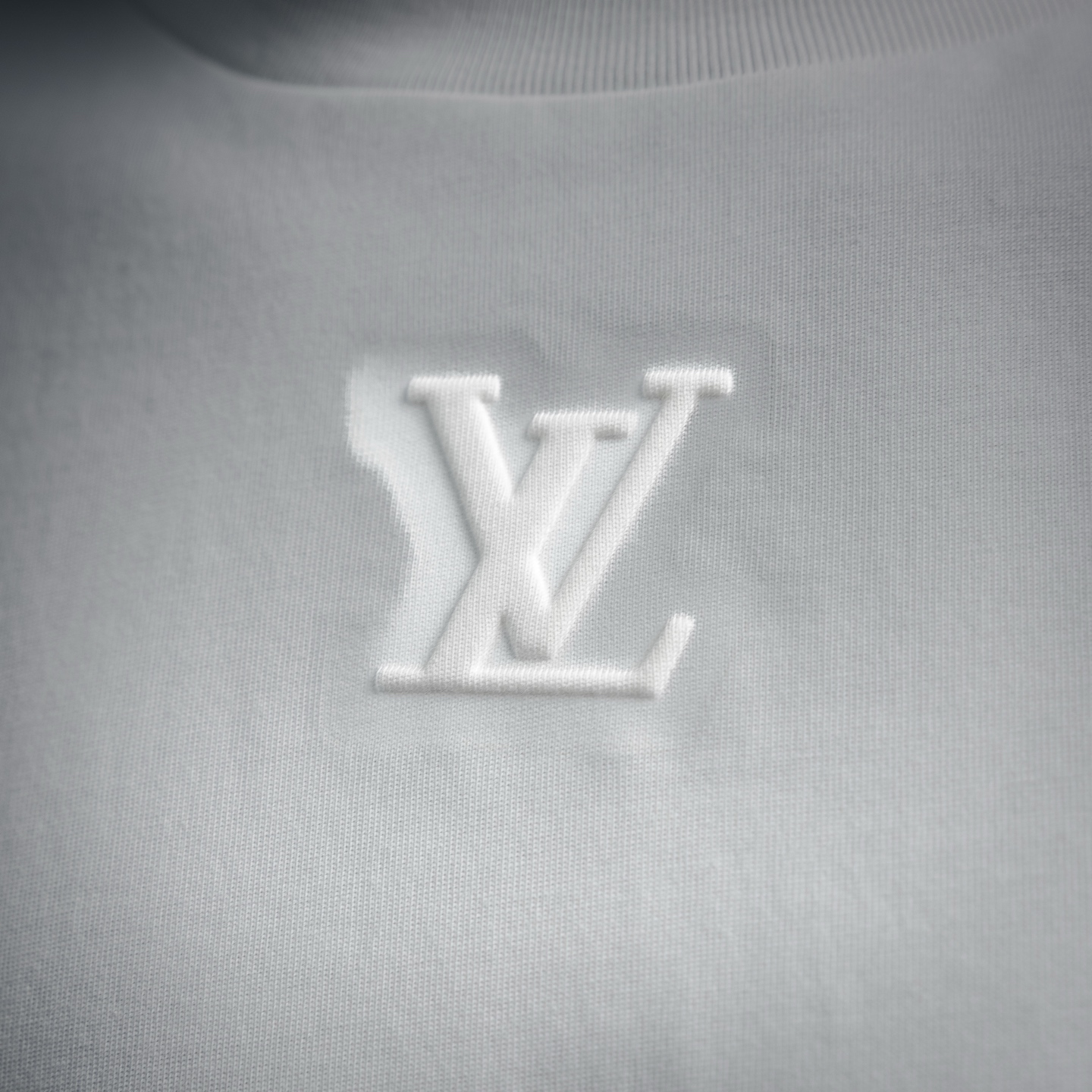 Louis emboosed sweatshirt