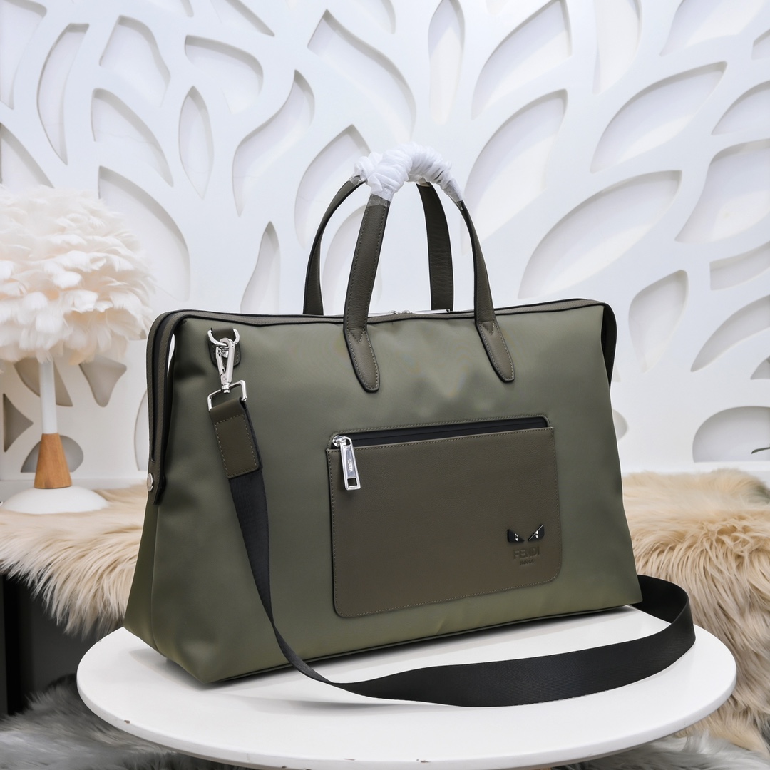 Fend travel bag