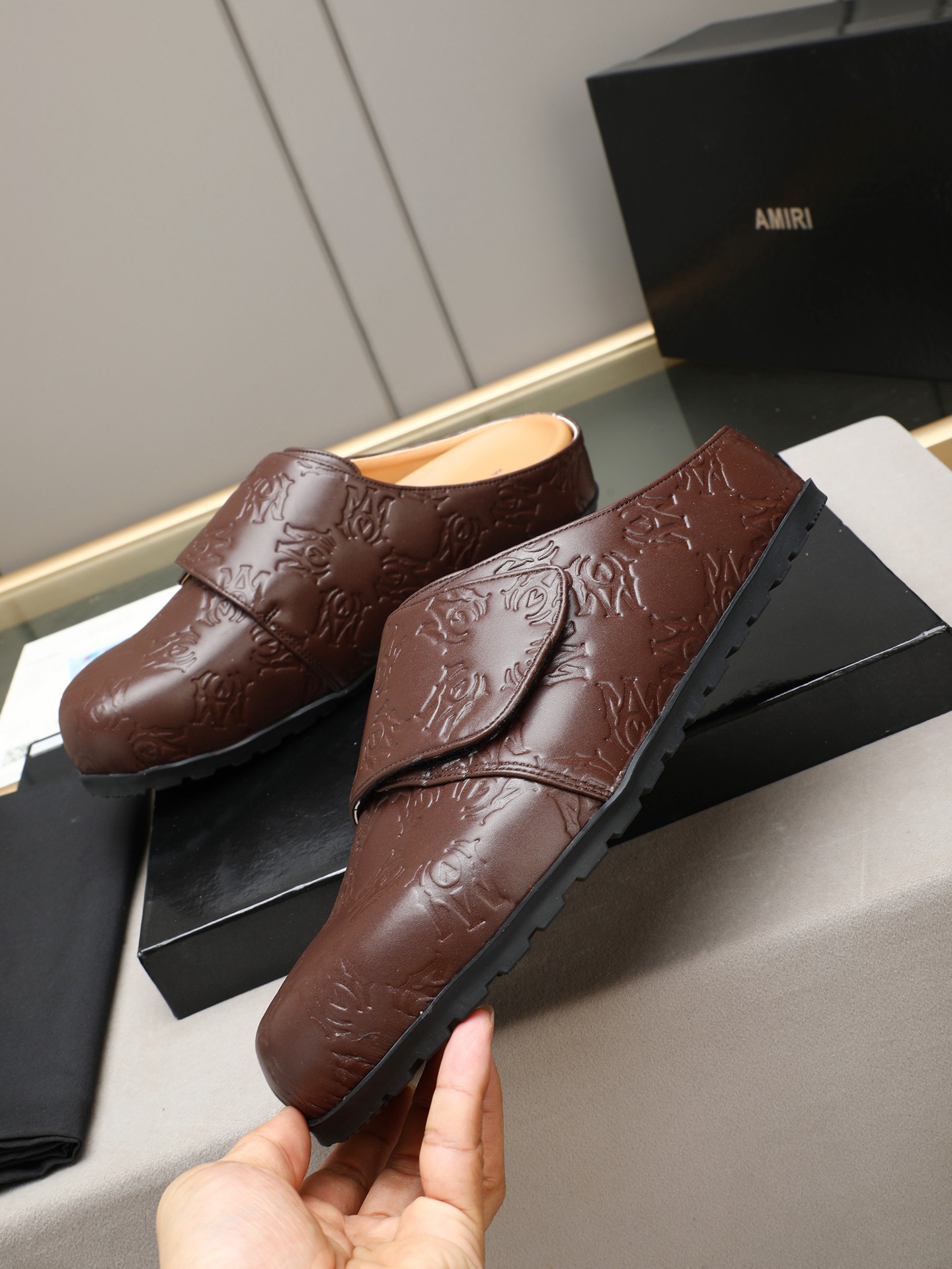 Ami embossed mules