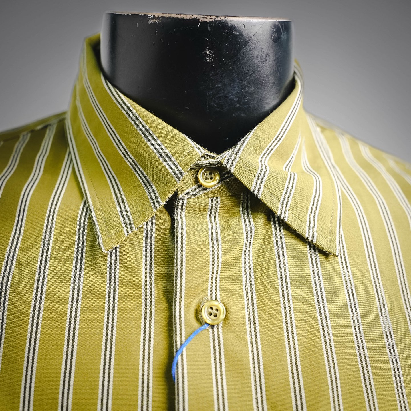 Bur striped crisp shirts